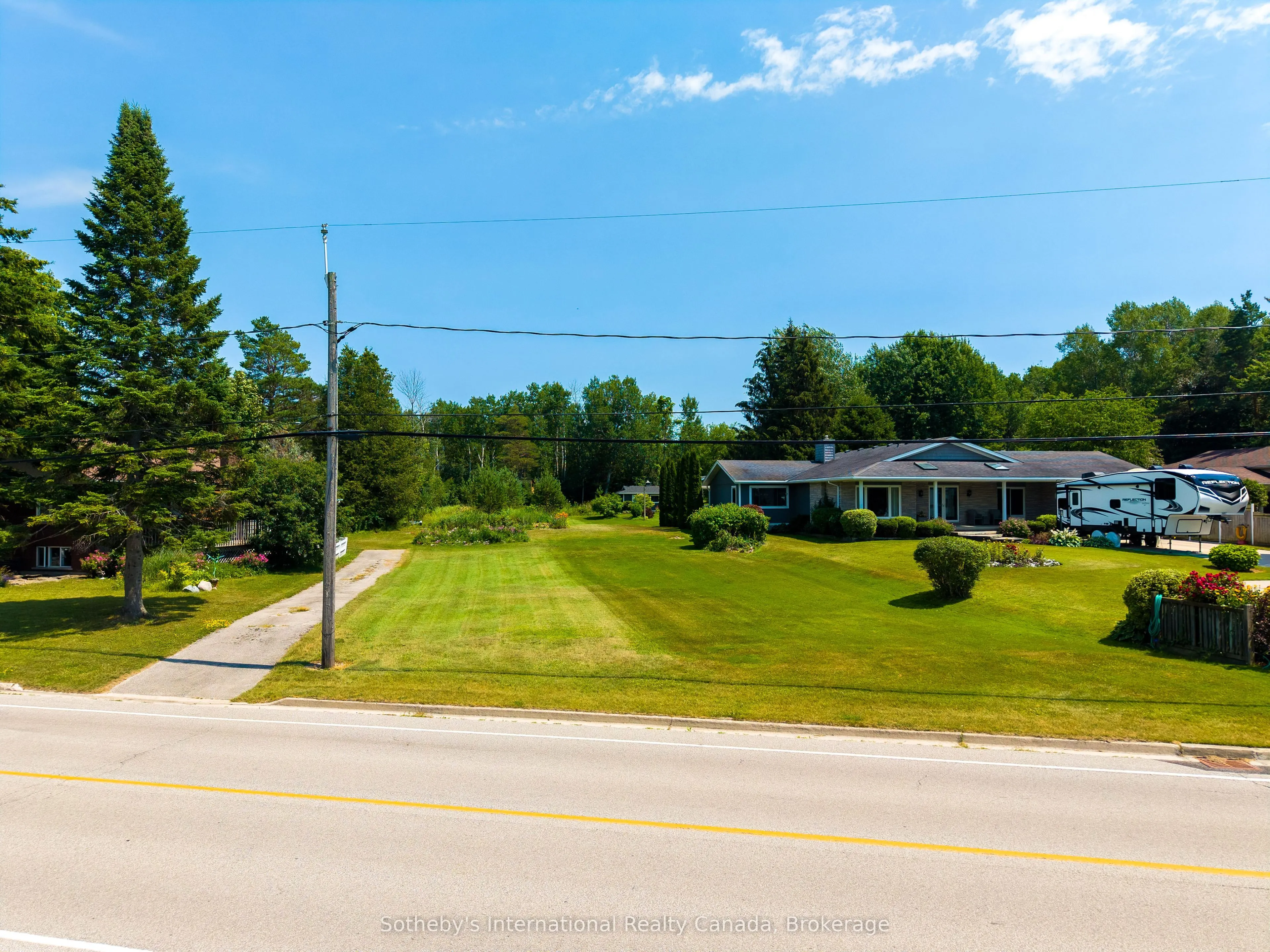 3573 East Bayshore Rd, Rr# 1 Road