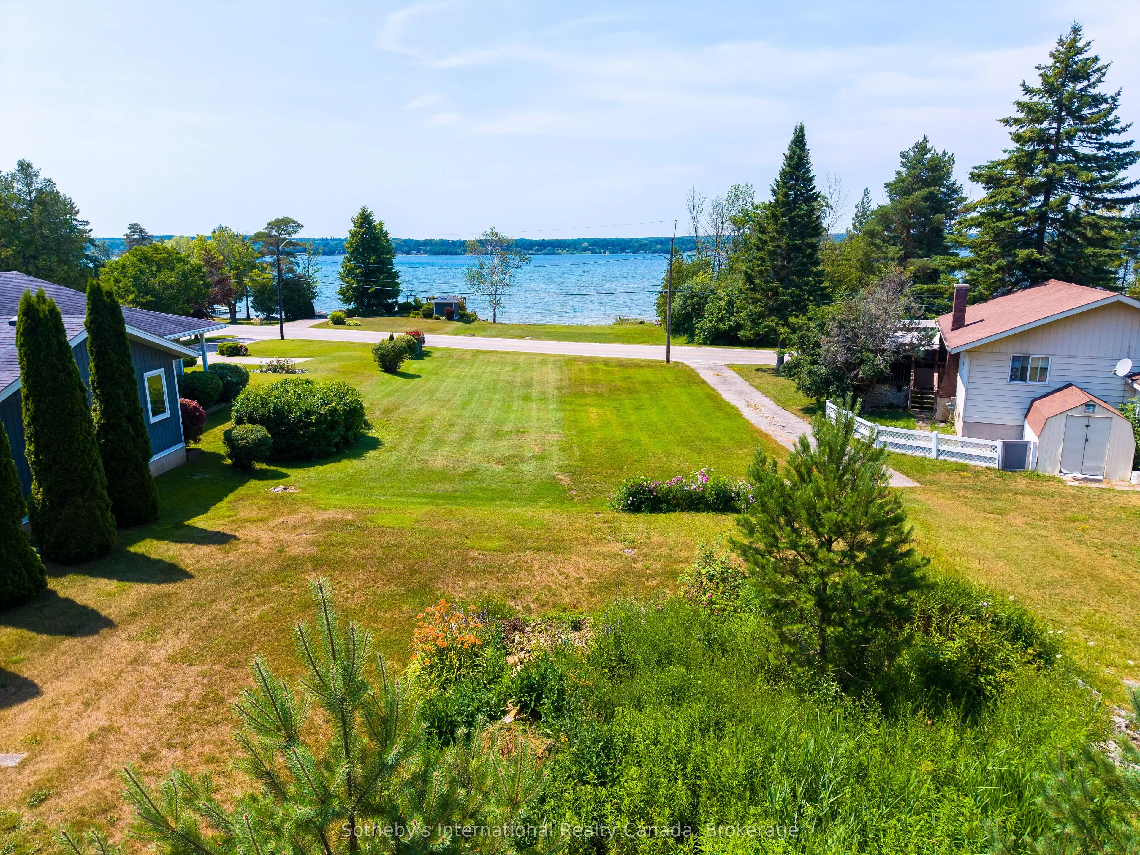 3573 East Bayshore Rd, Rr# 1 Road