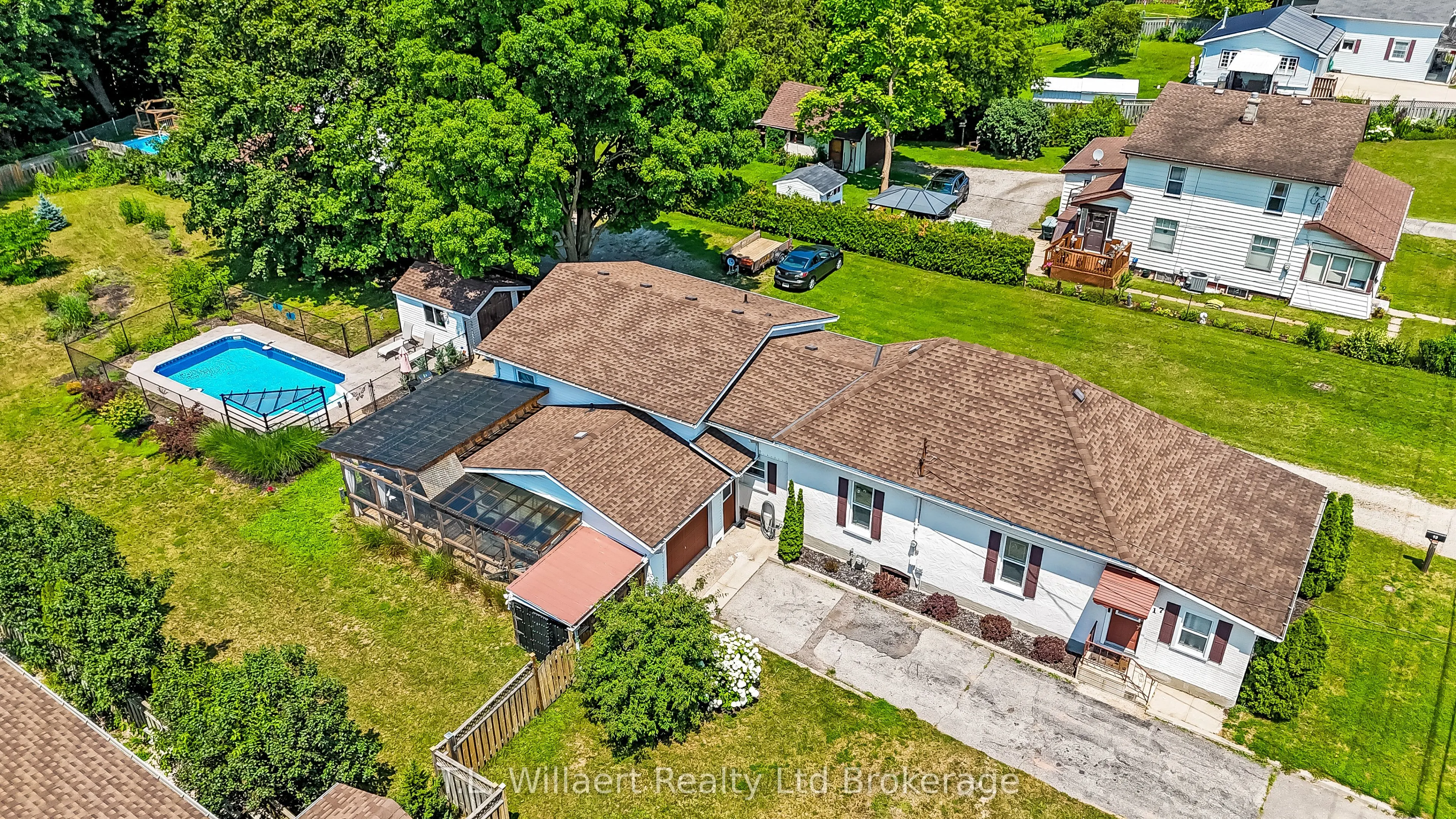 17 Potters Road