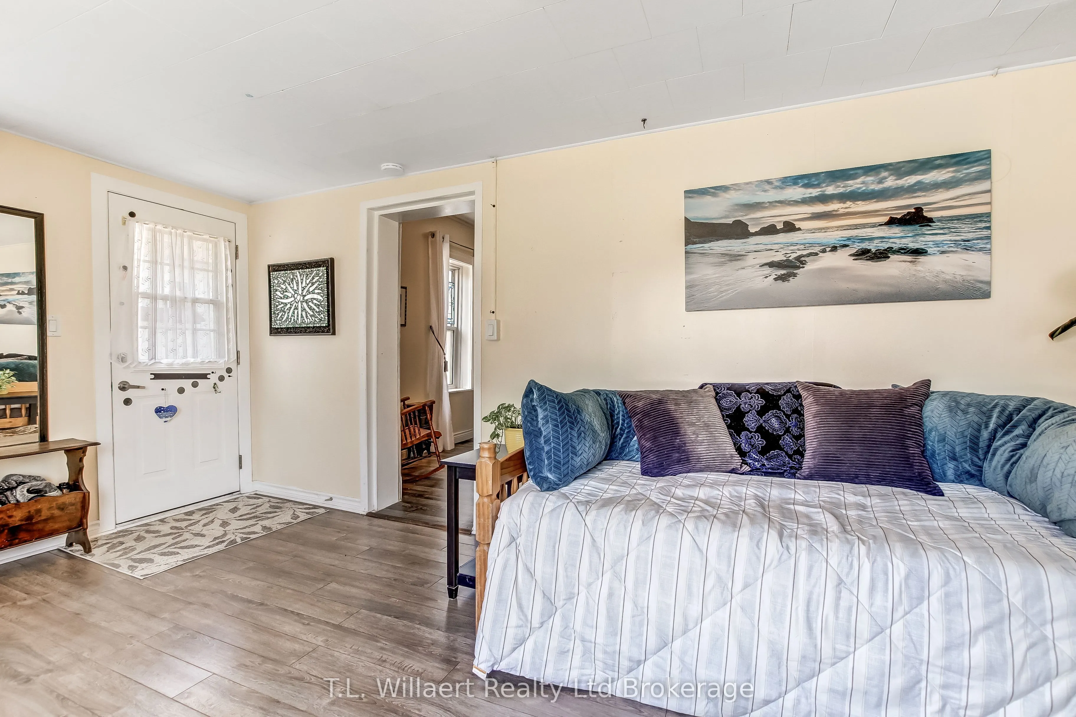 17 Potters Road