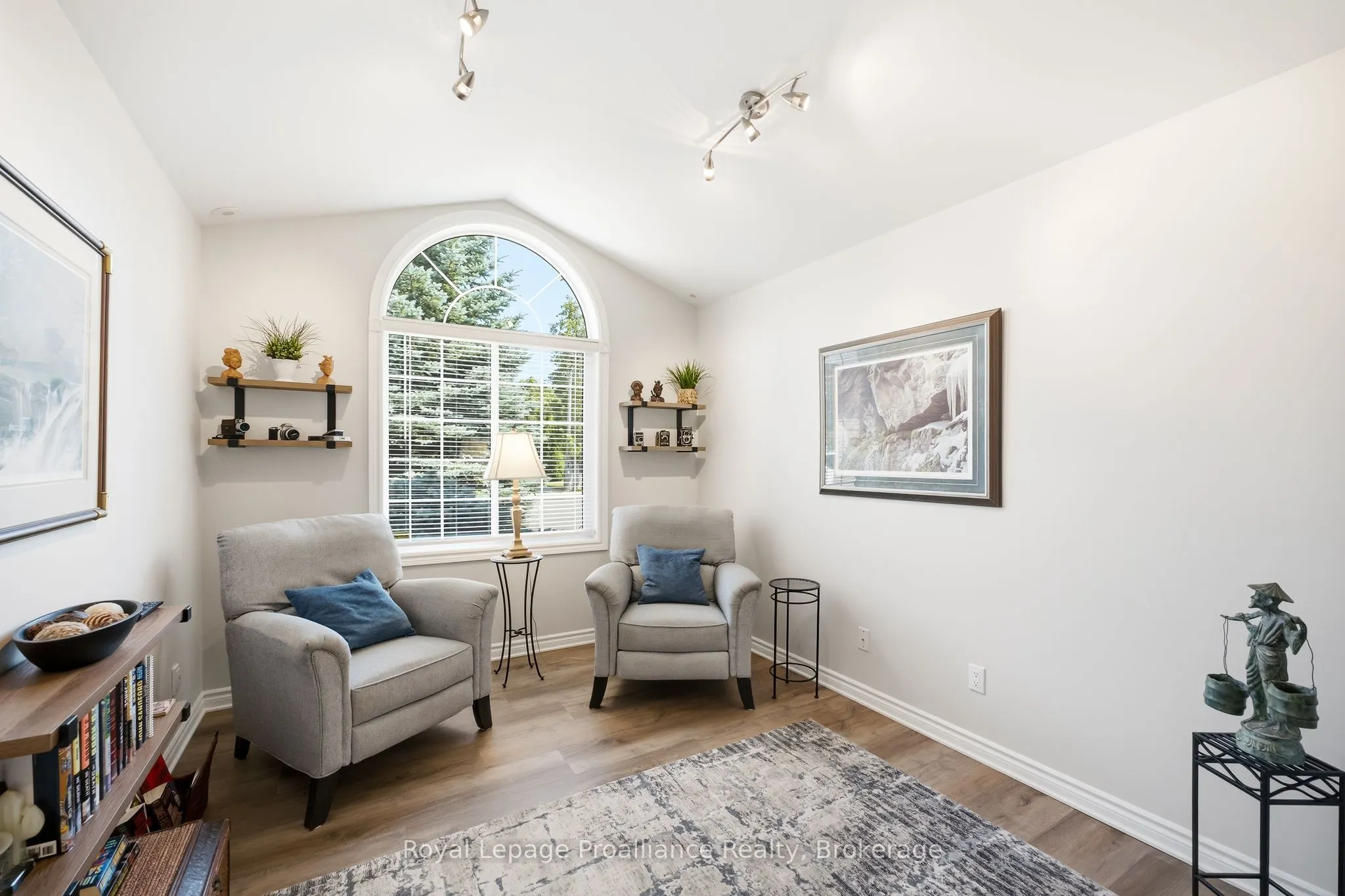 4 Birch Court