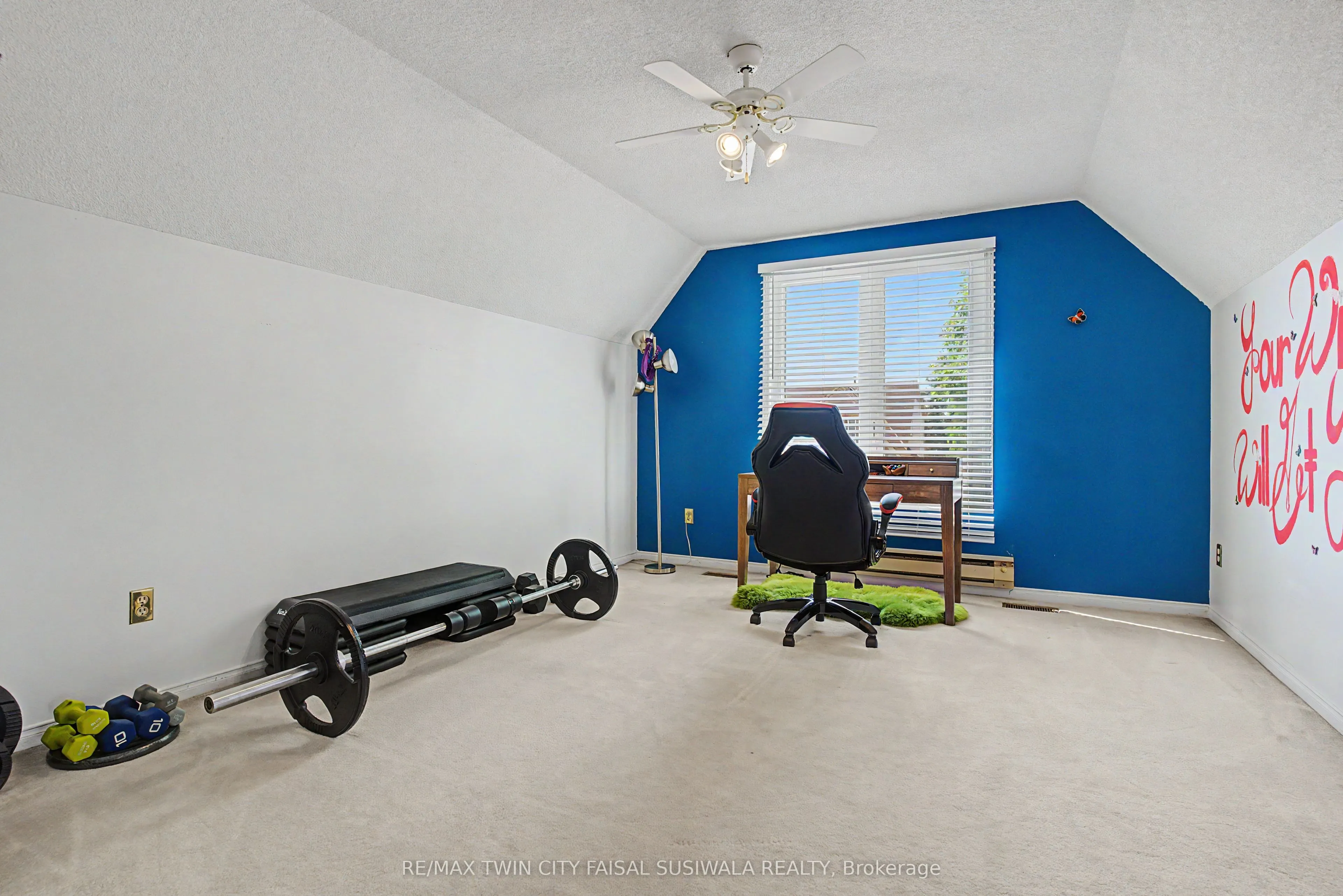 194 Glenvalley Drive