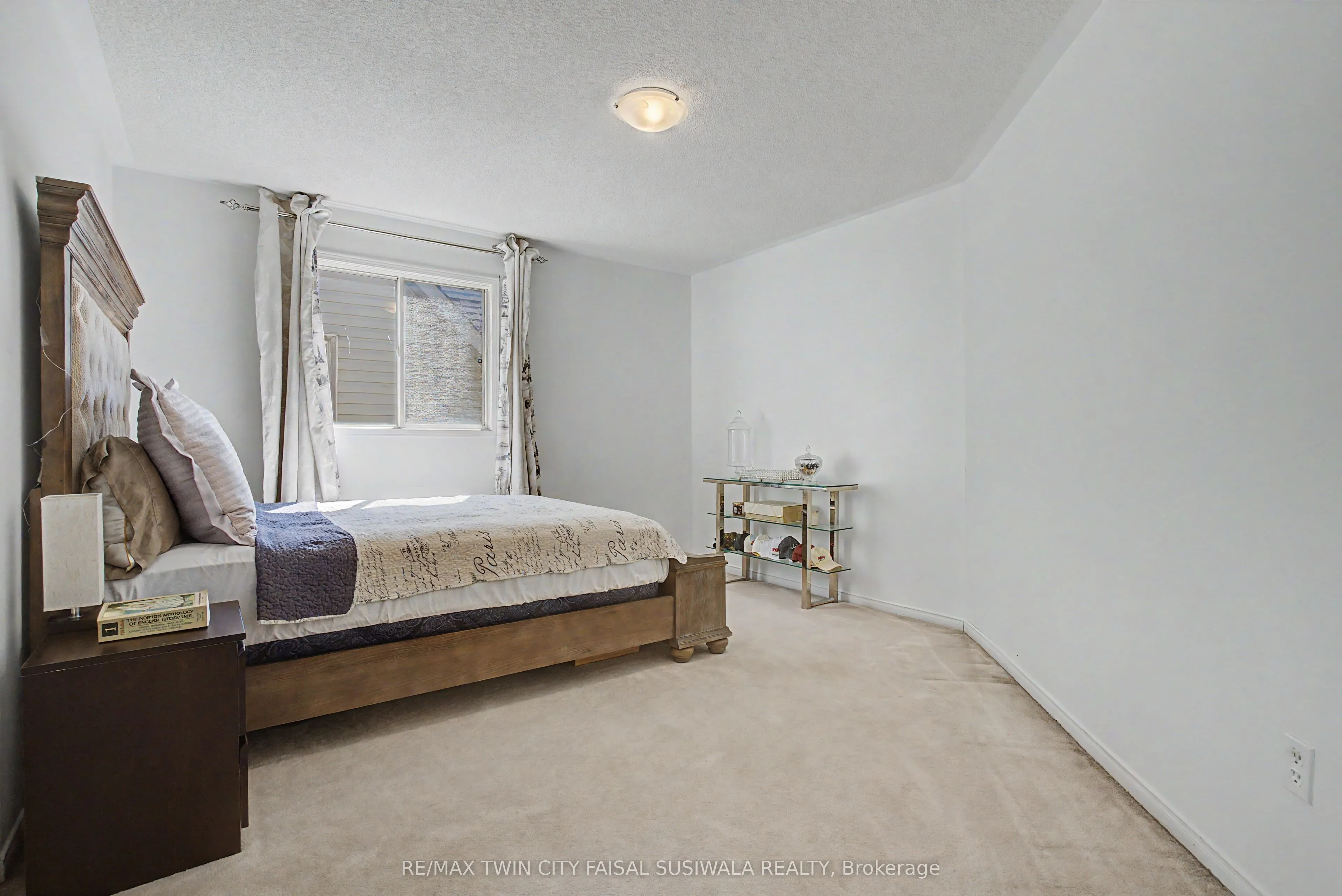 194 Glenvalley Drive