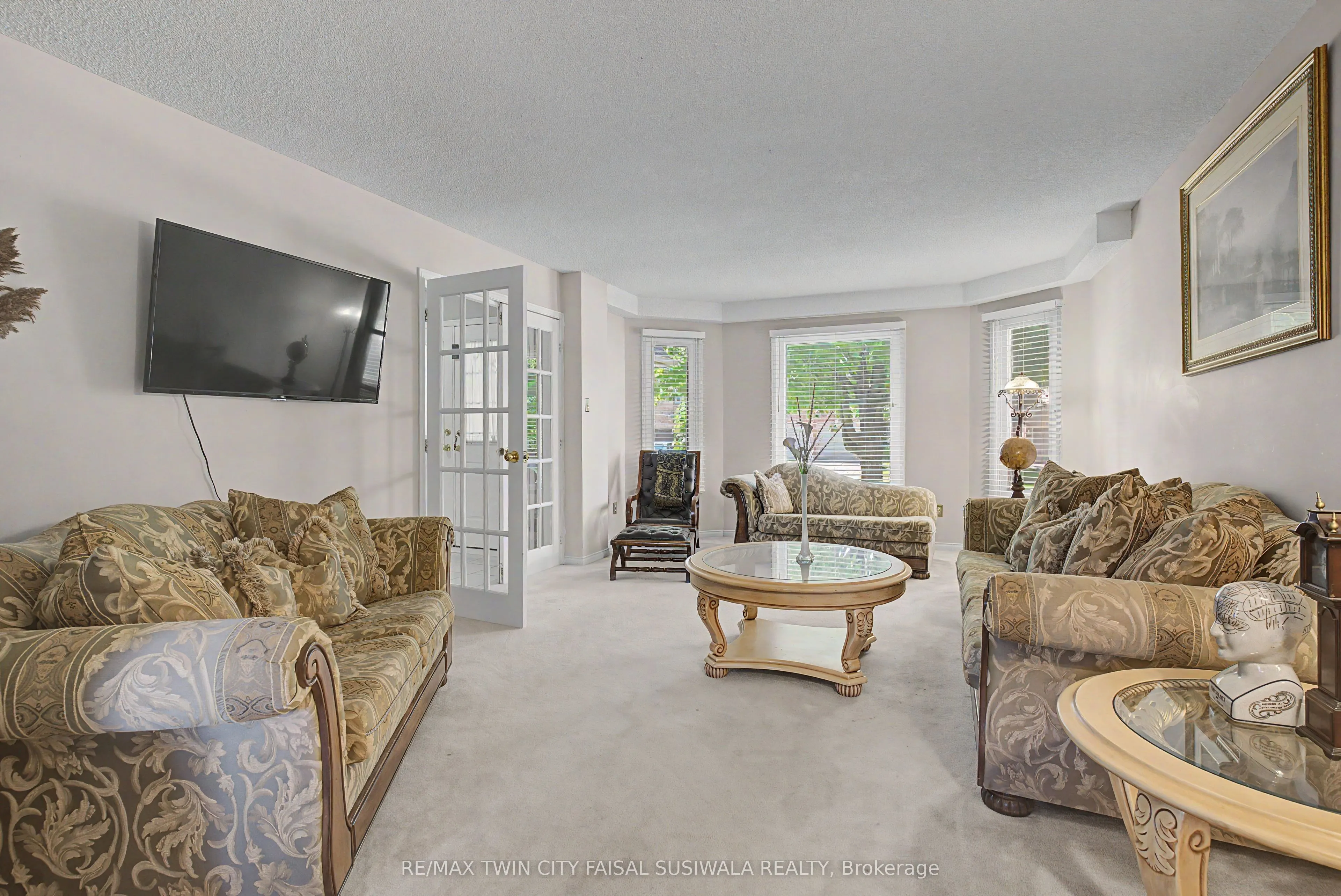 194 Glenvalley Drive