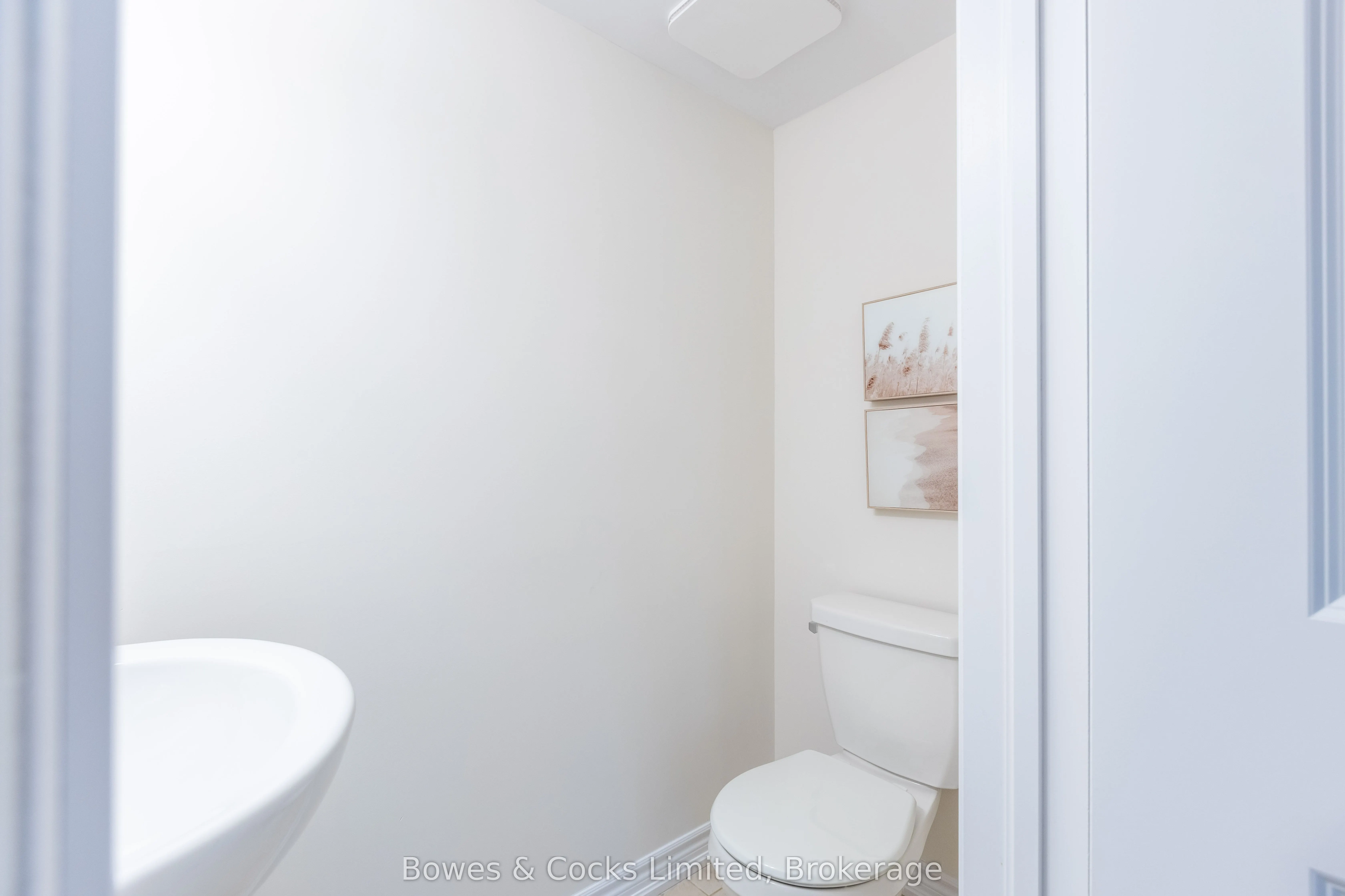 48 Maple Avenue #206