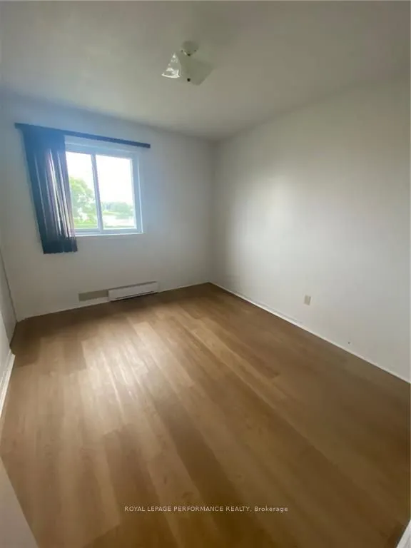 220 Kenyon Street W #209