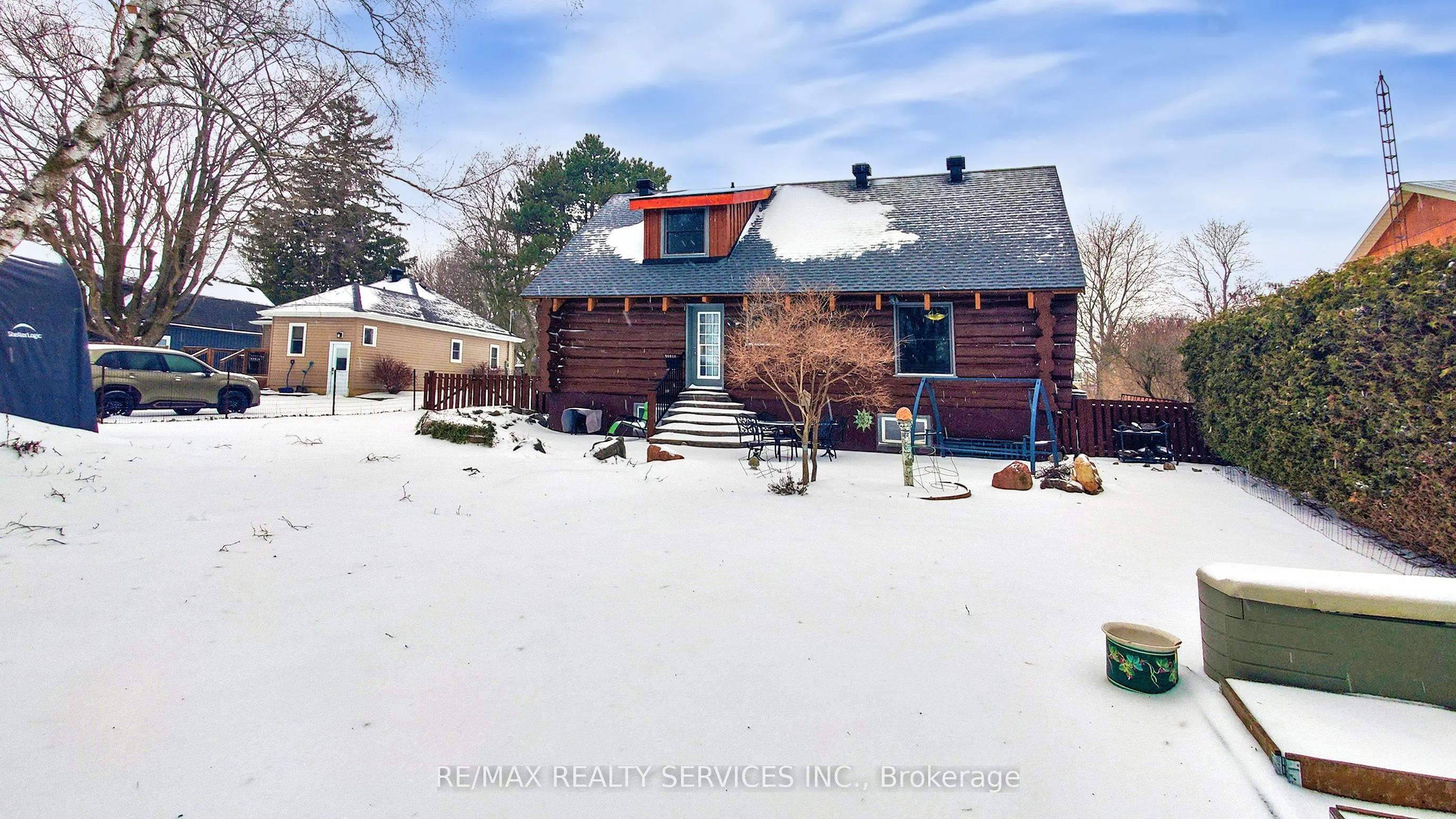 9 Orangeville Street