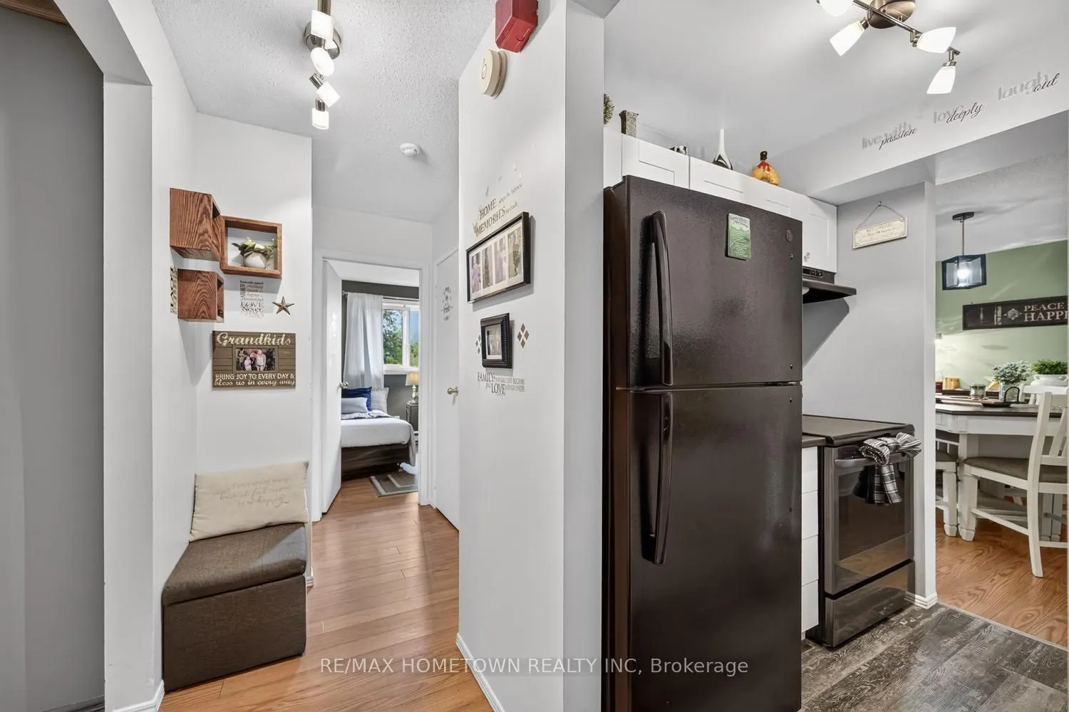 14 Charlotte Place #16