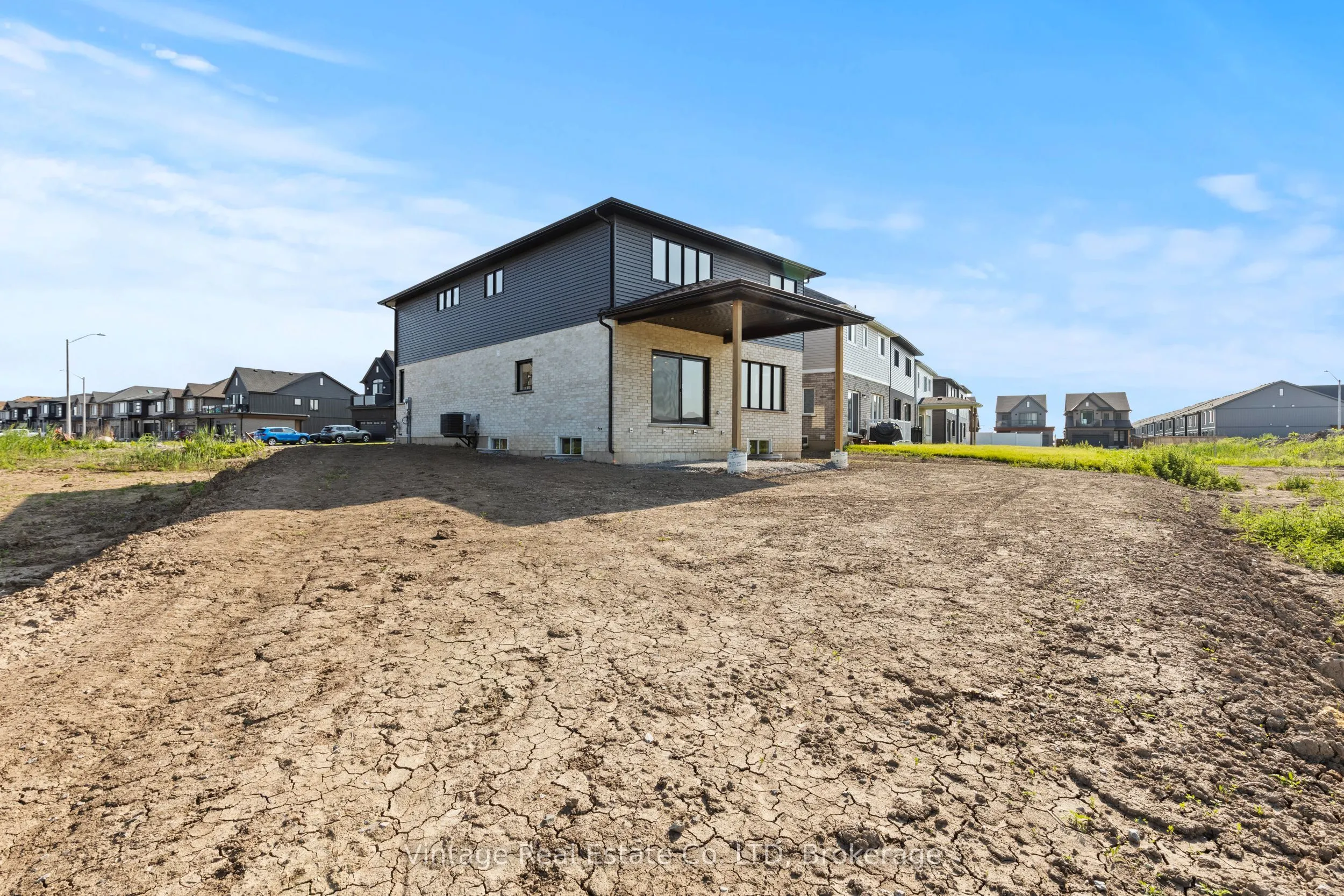 7455 Majestic Trail