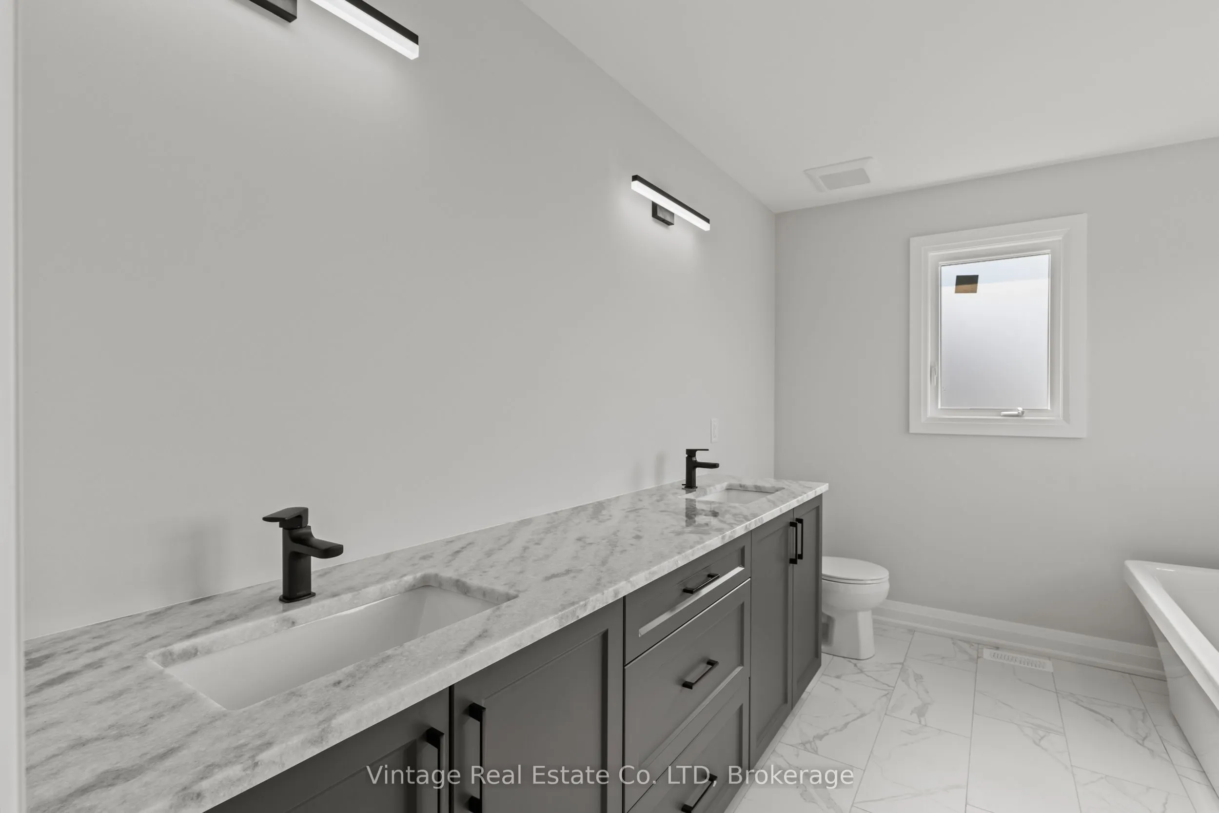 7455 Majestic Trail