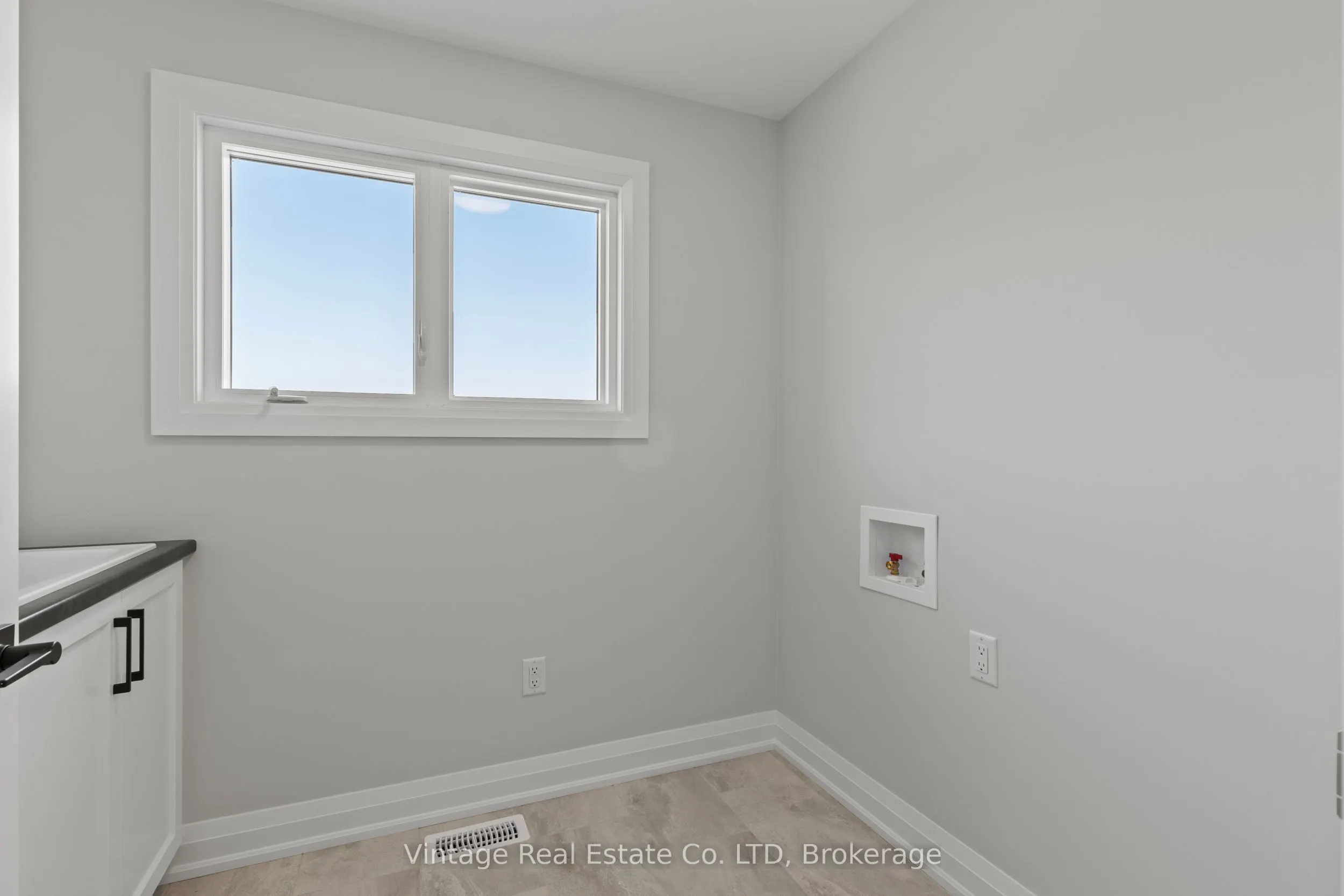 7455 Majestic Trail