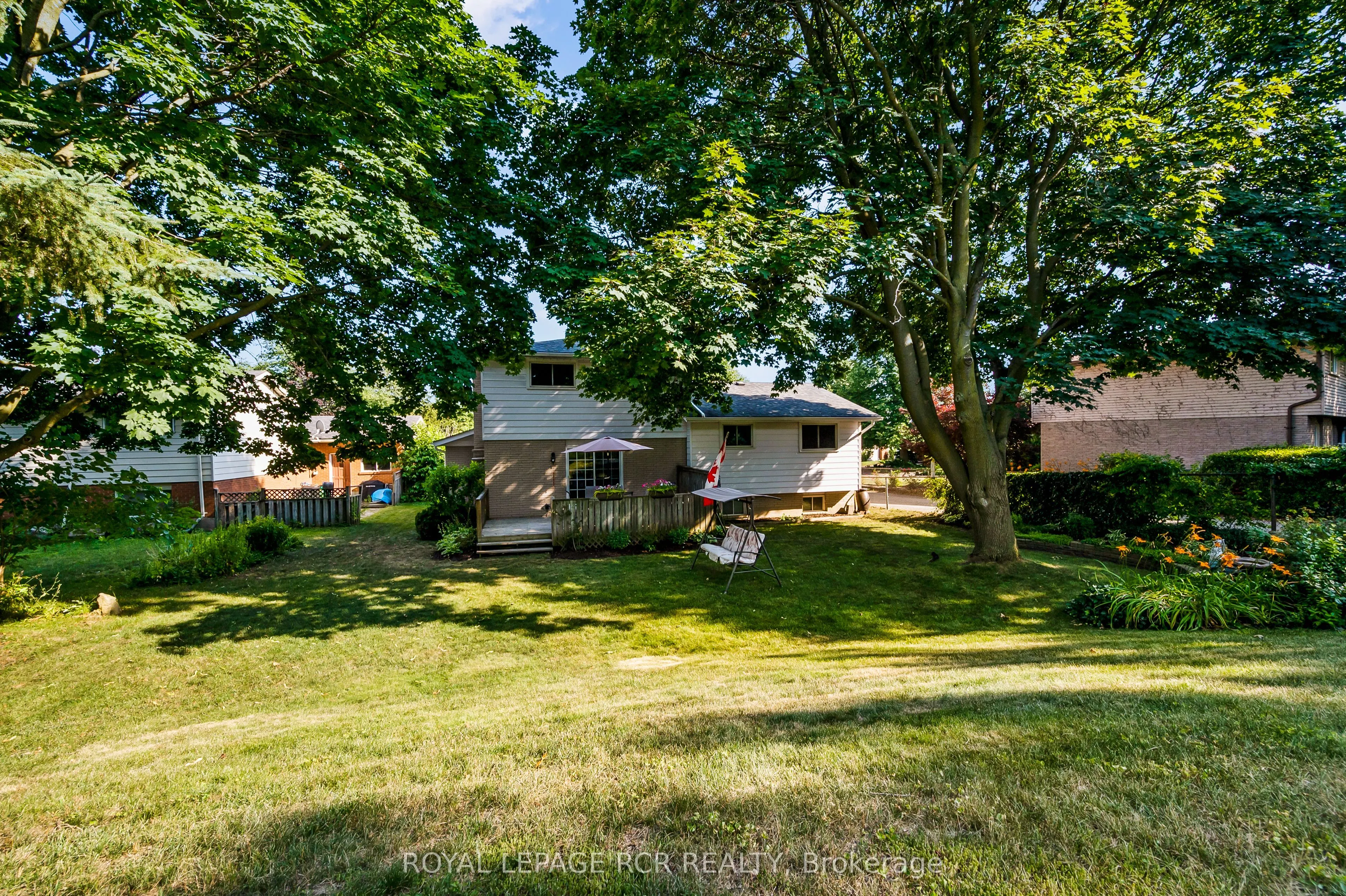 137 White Pine Crescent