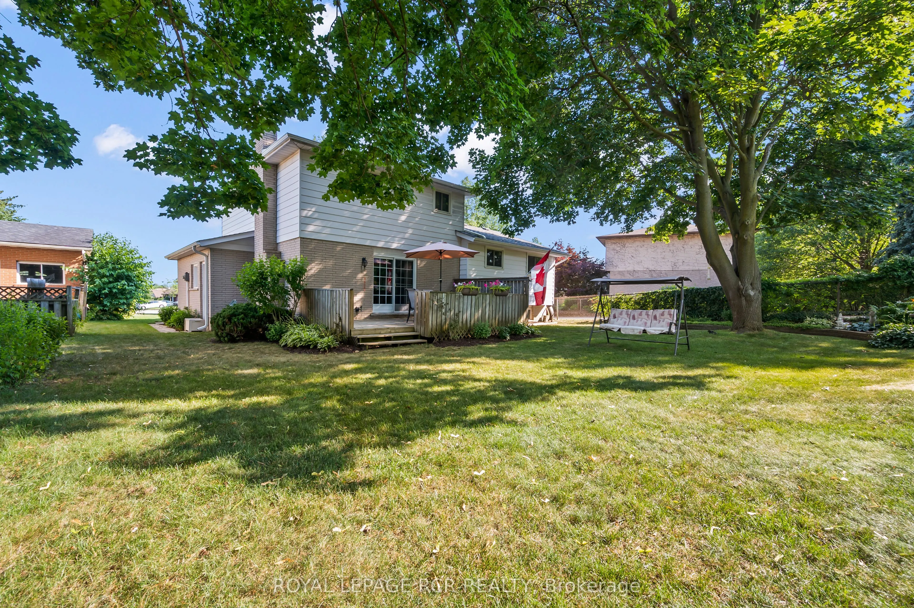 137 White Pine Crescent