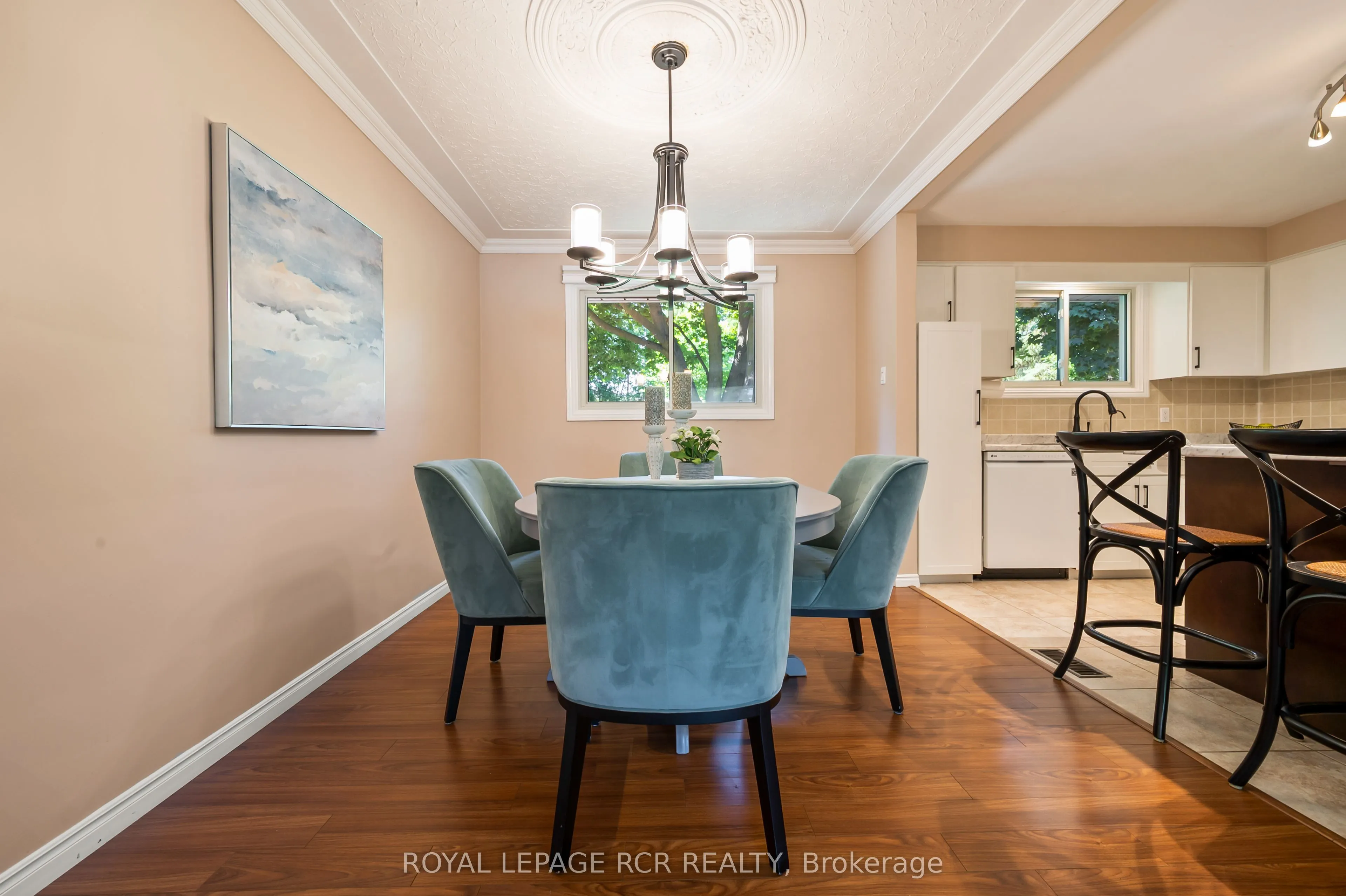 137 White Pine Crescent