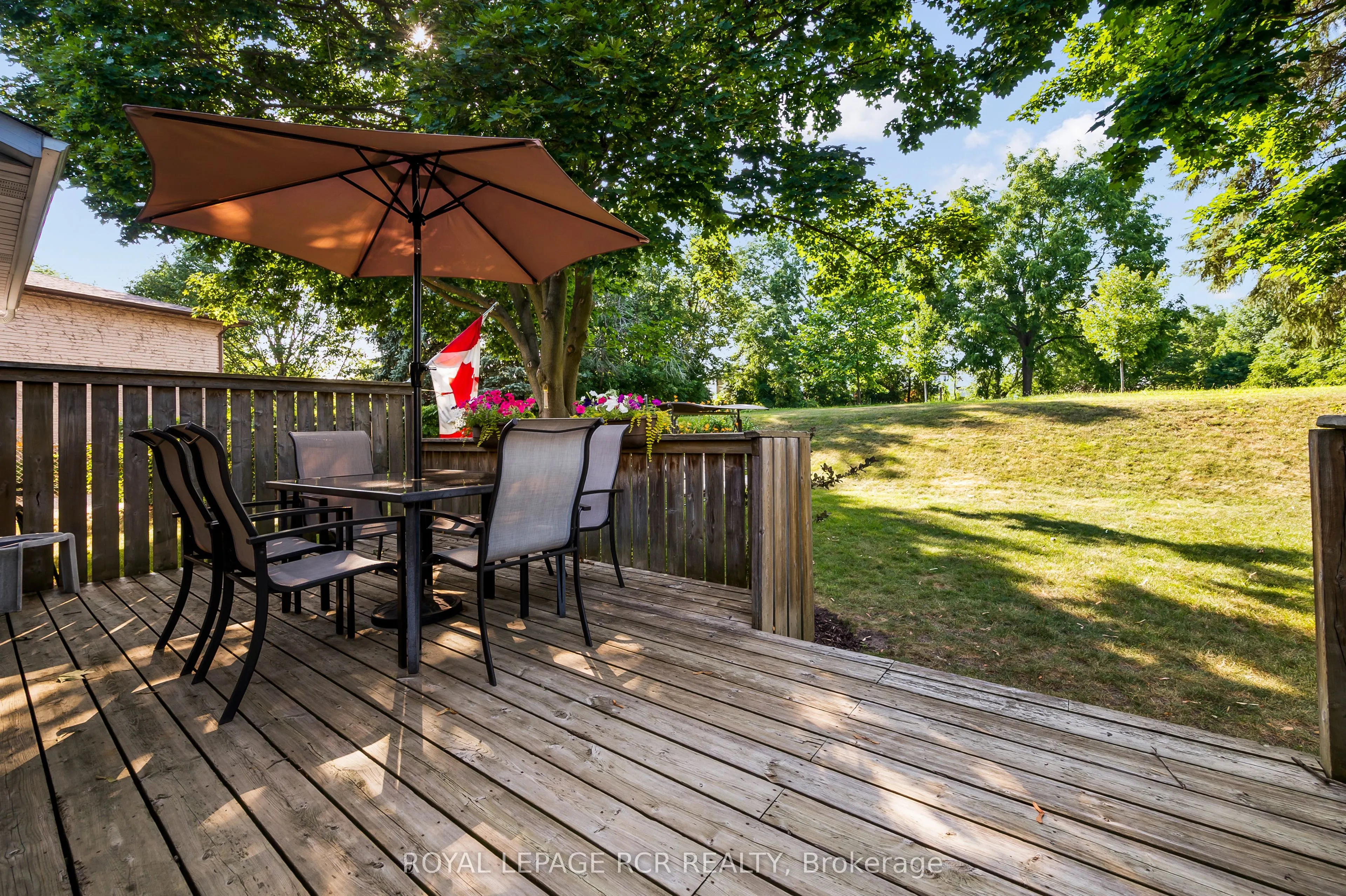 137 White Pine Crescent