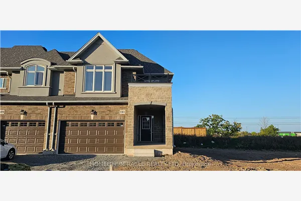 111 Pinot Crescent