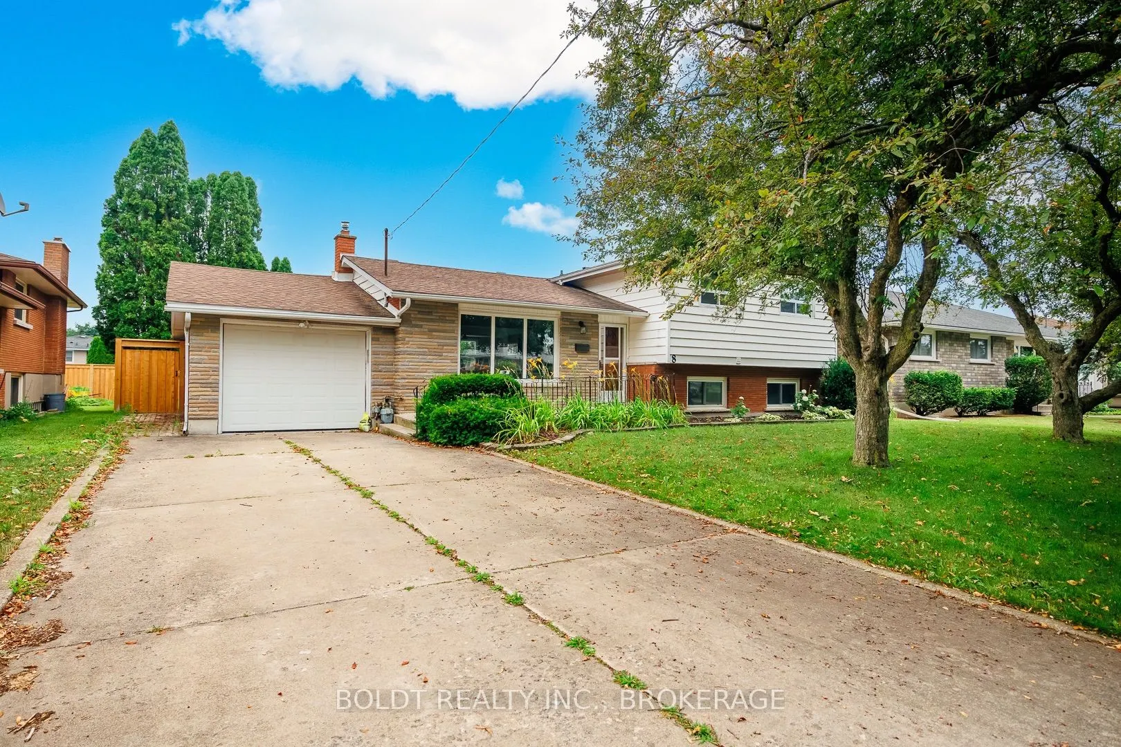8 Pamela Drive
