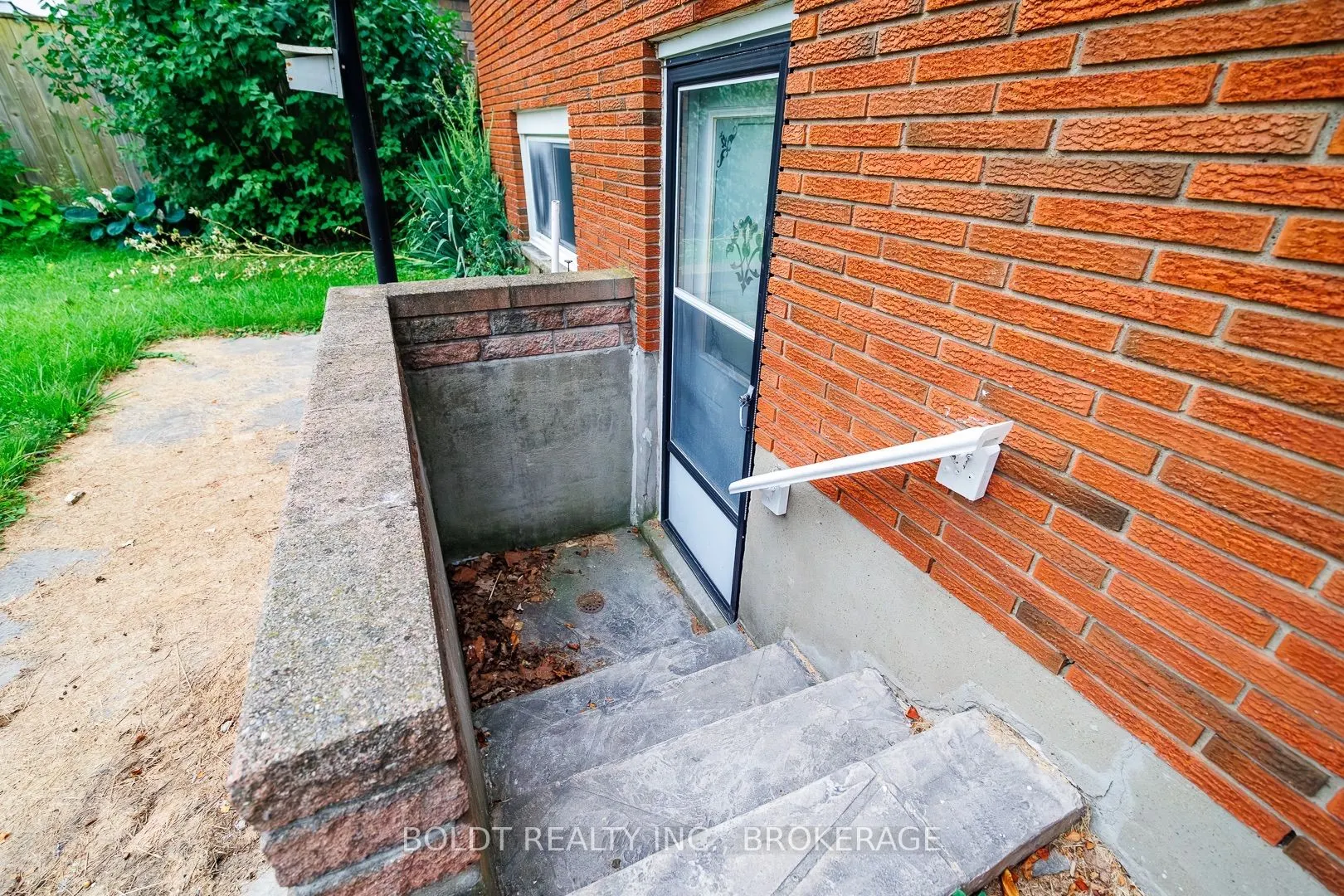 8 Pamela Drive