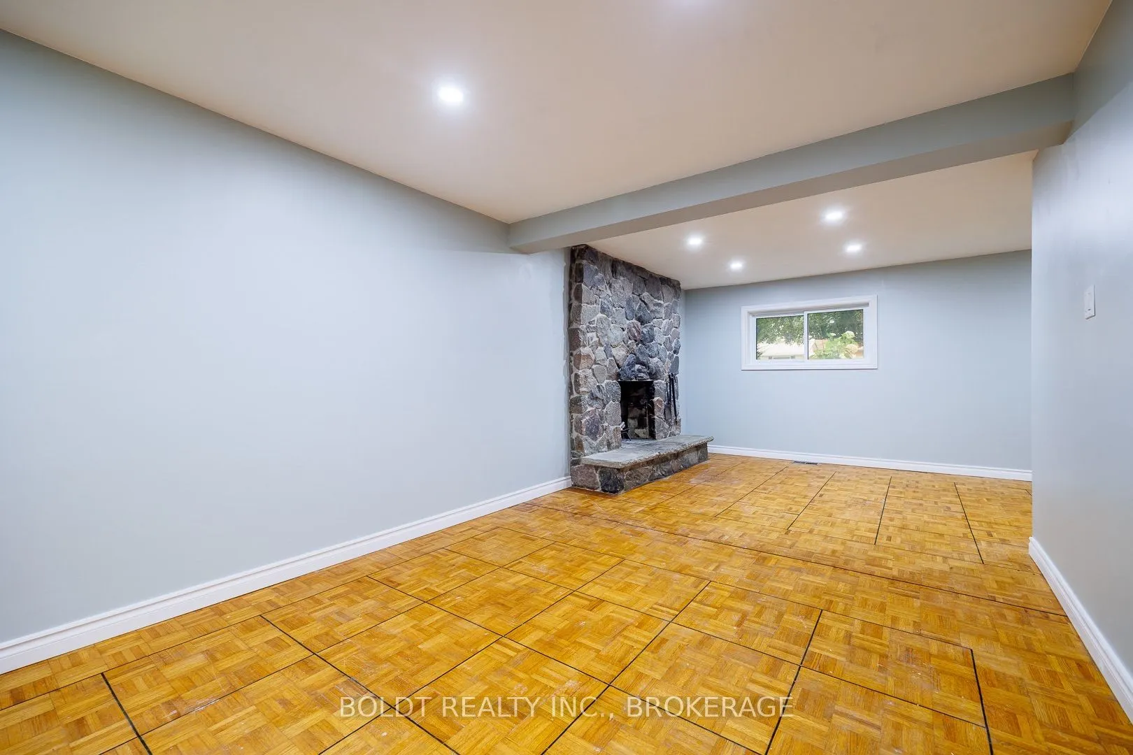 8 Pamela Drive