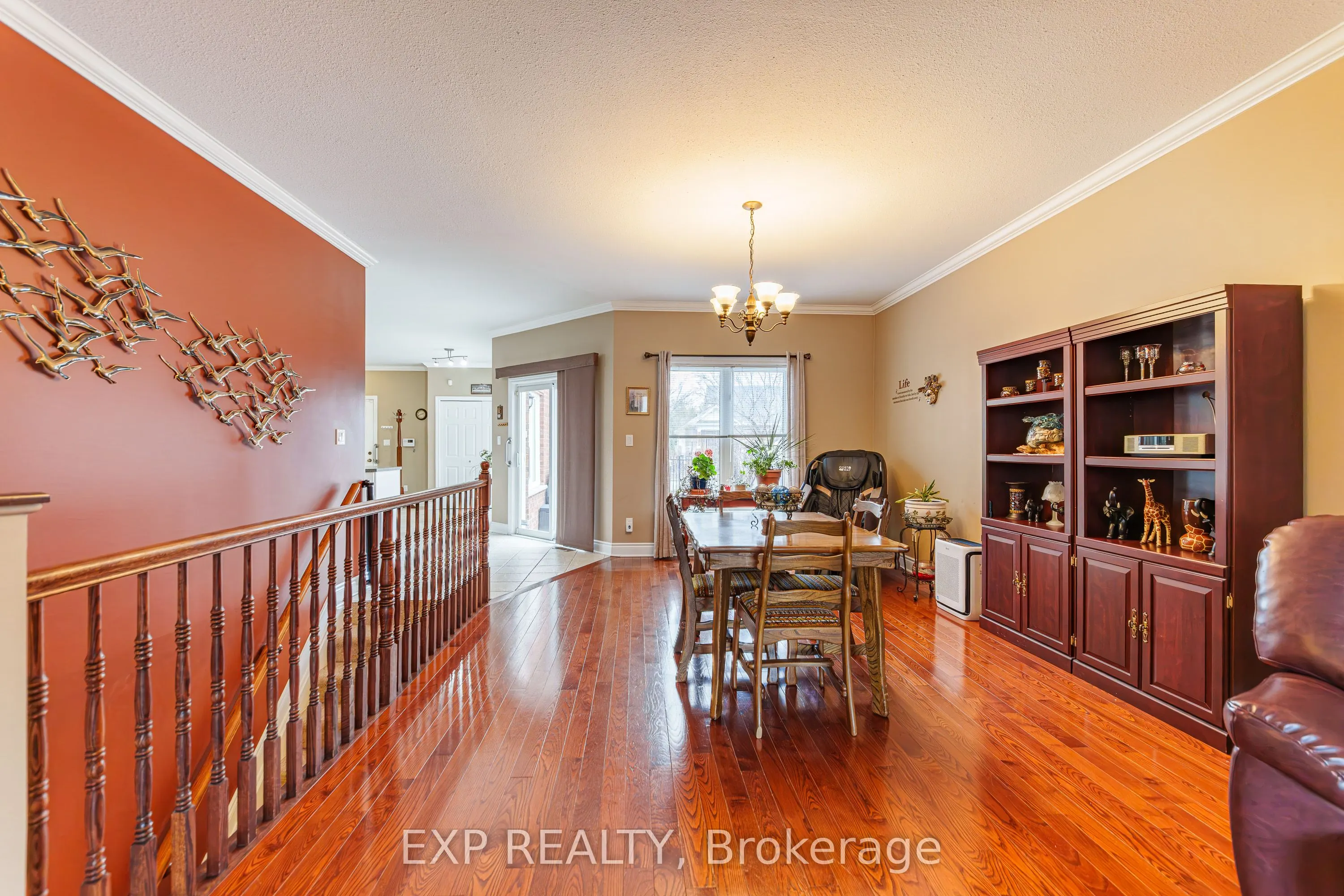 1496 Queensdale Avenue