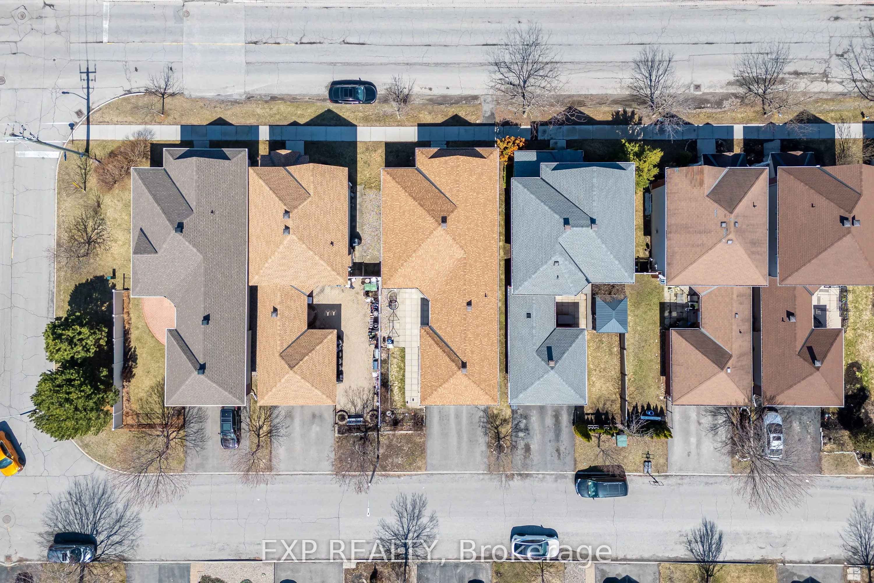 1496 Queensdale Avenue