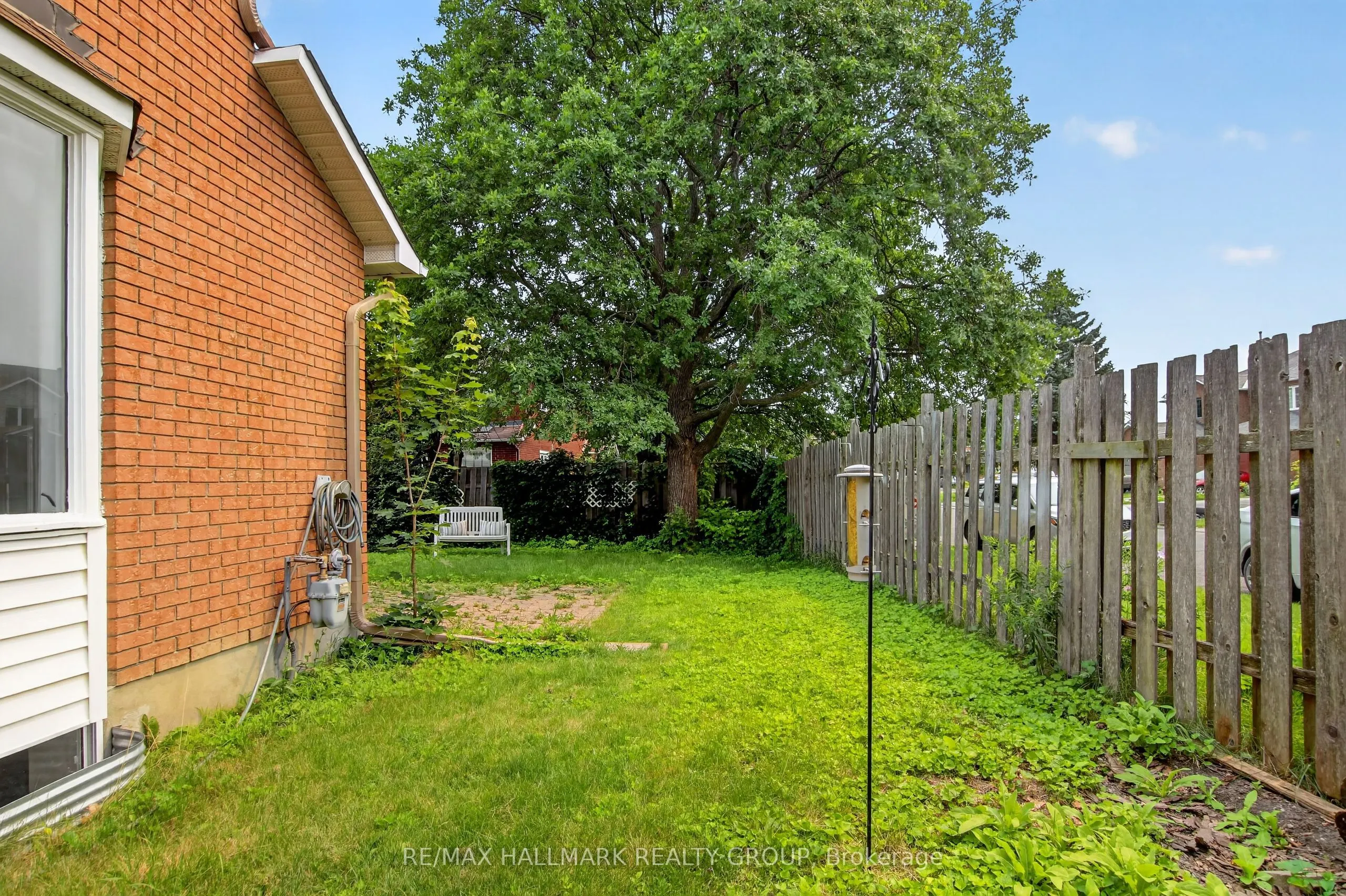 23 Whitegate Crescent