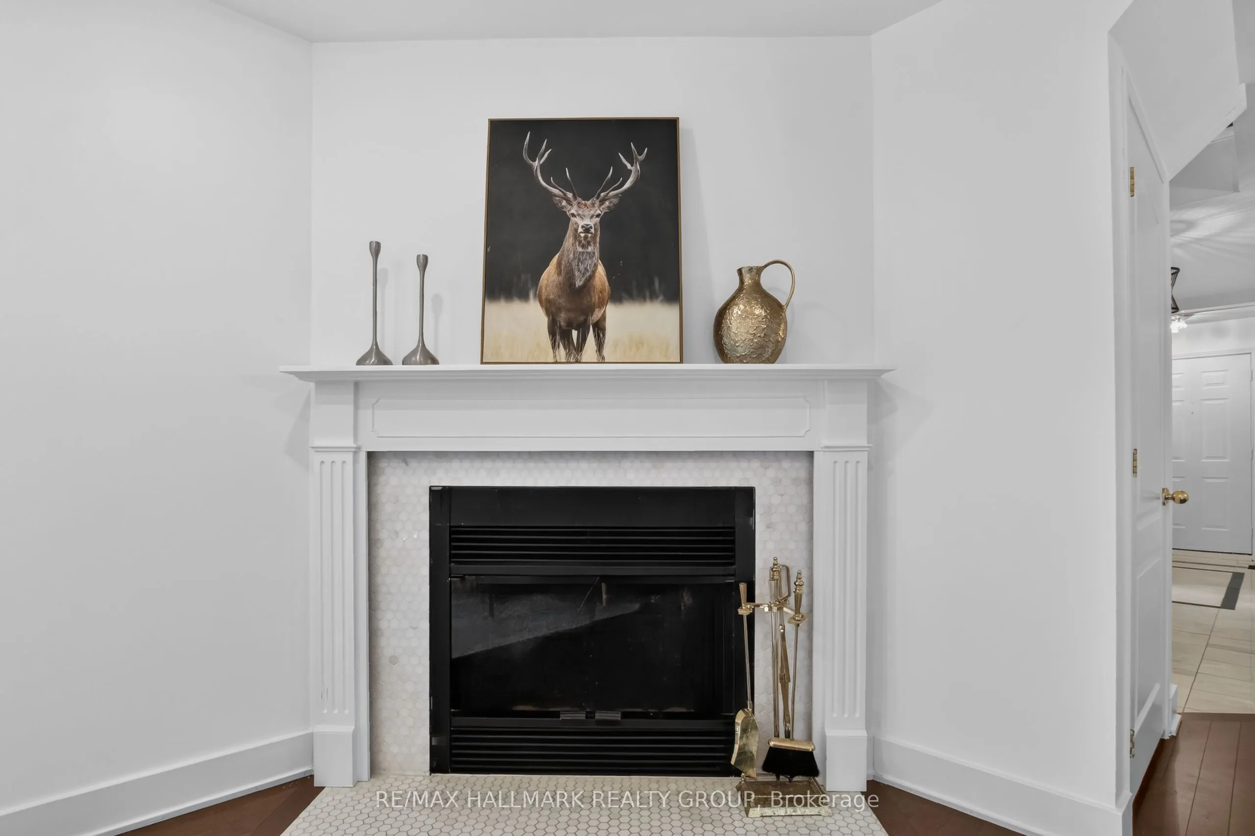 23 Whitegate Crescent