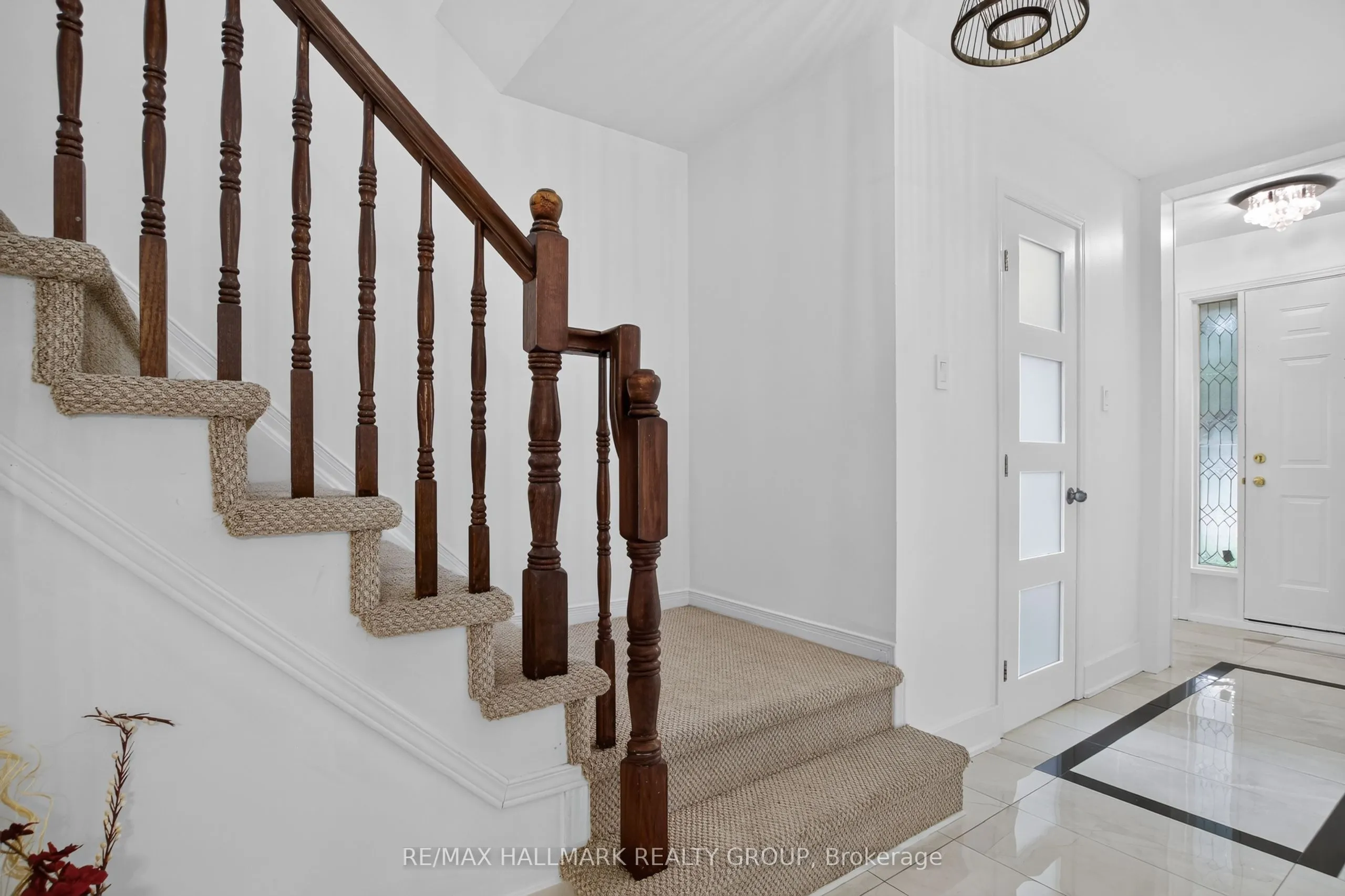 23 Whitegate Crescent