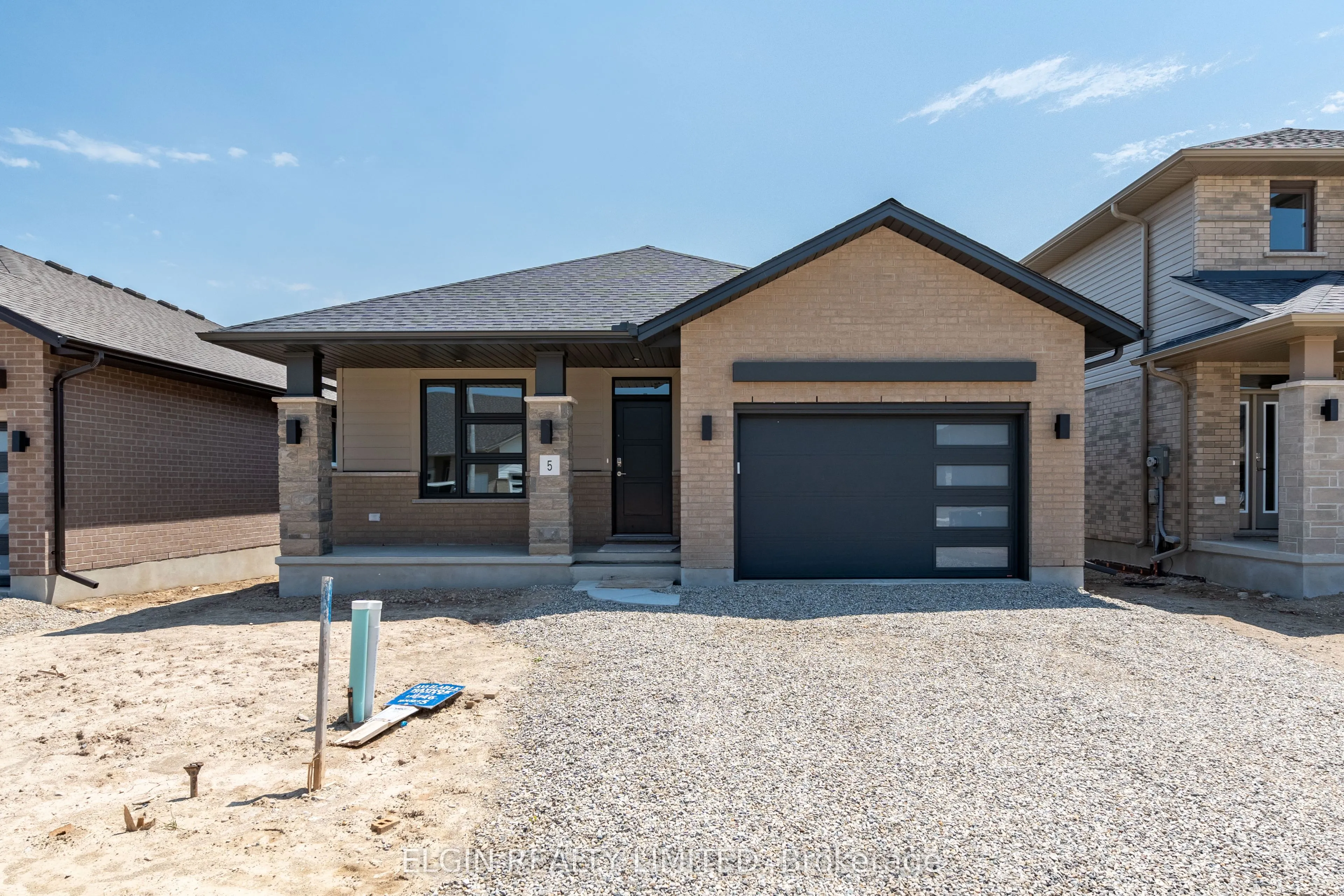 5 Finch Street