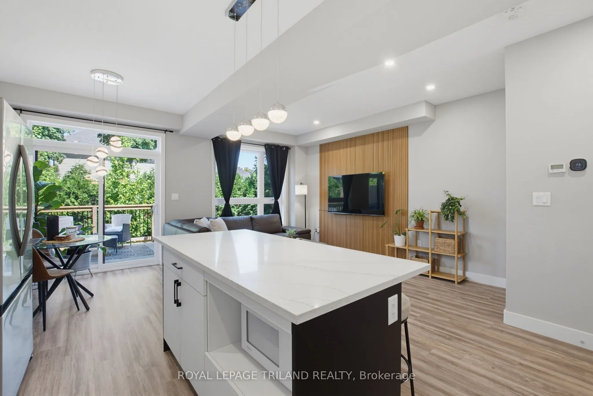 3557 Colonel Talbot Road #14