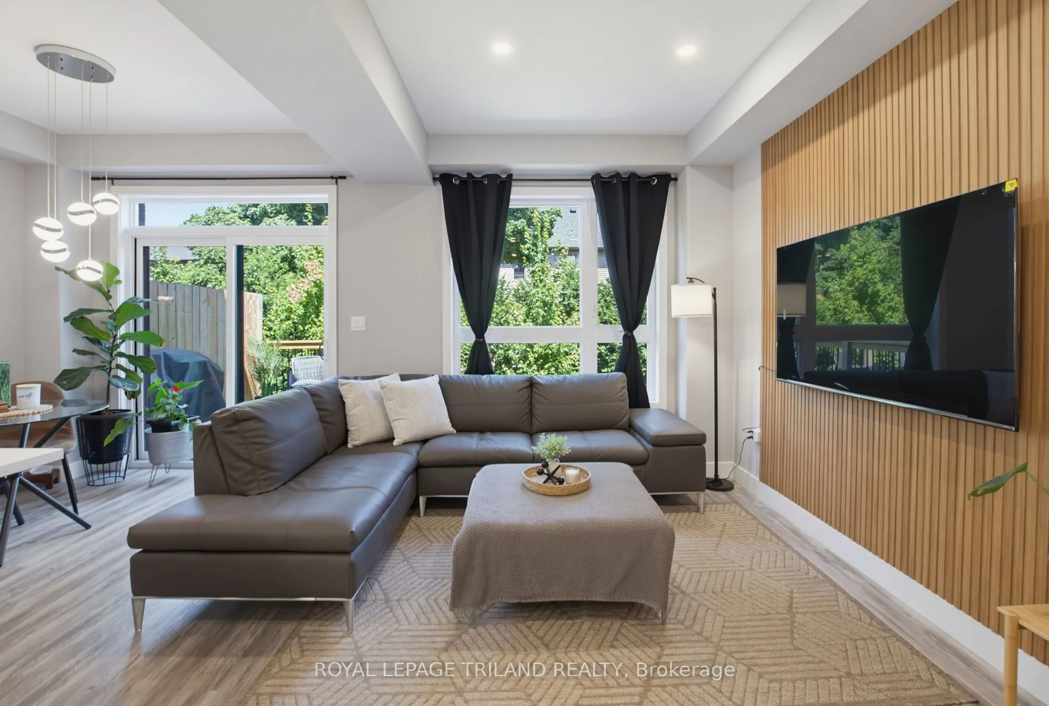 3557 Colonel Talbot Road #14