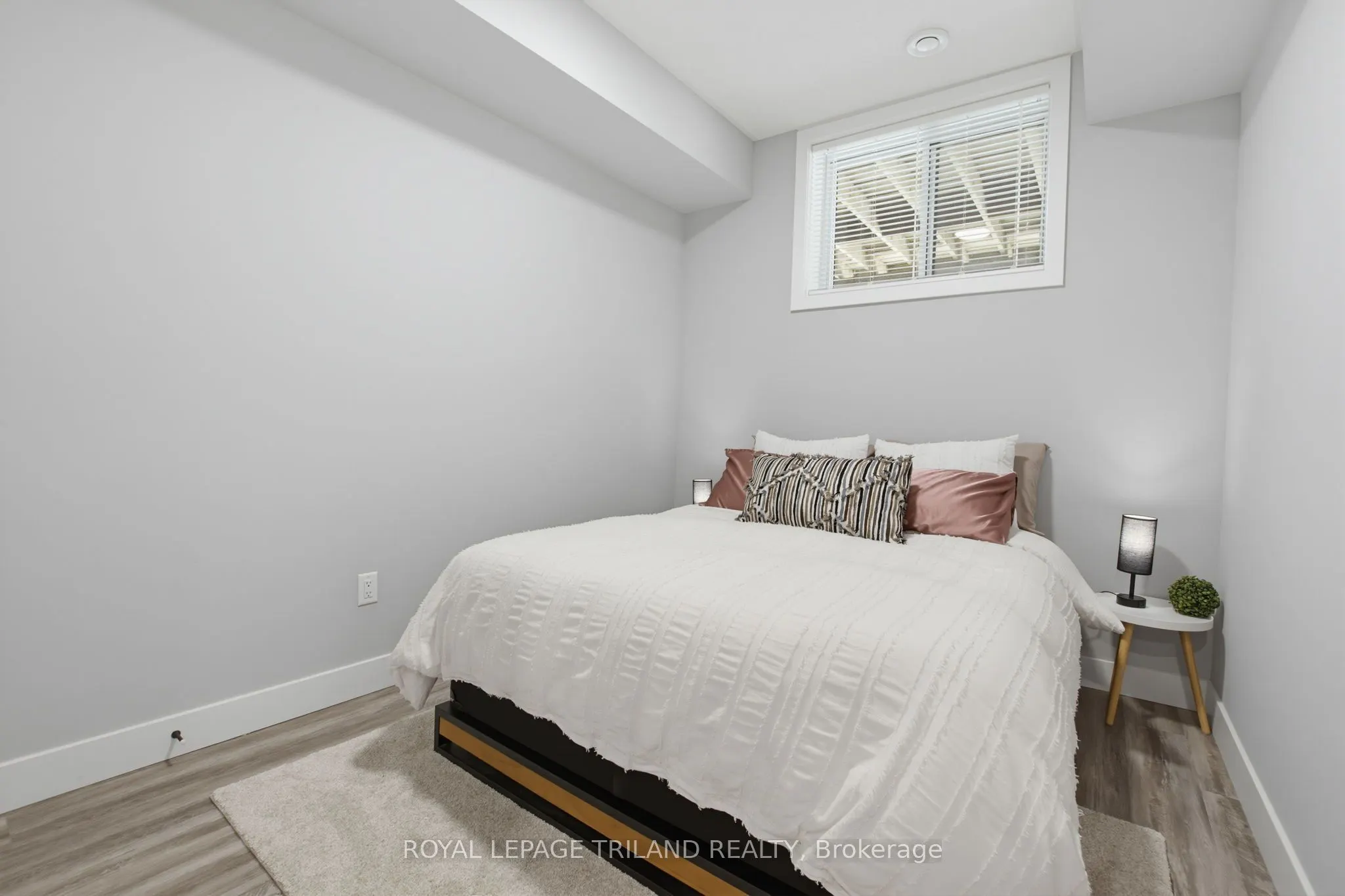3557 Colonel Talbot Road #14