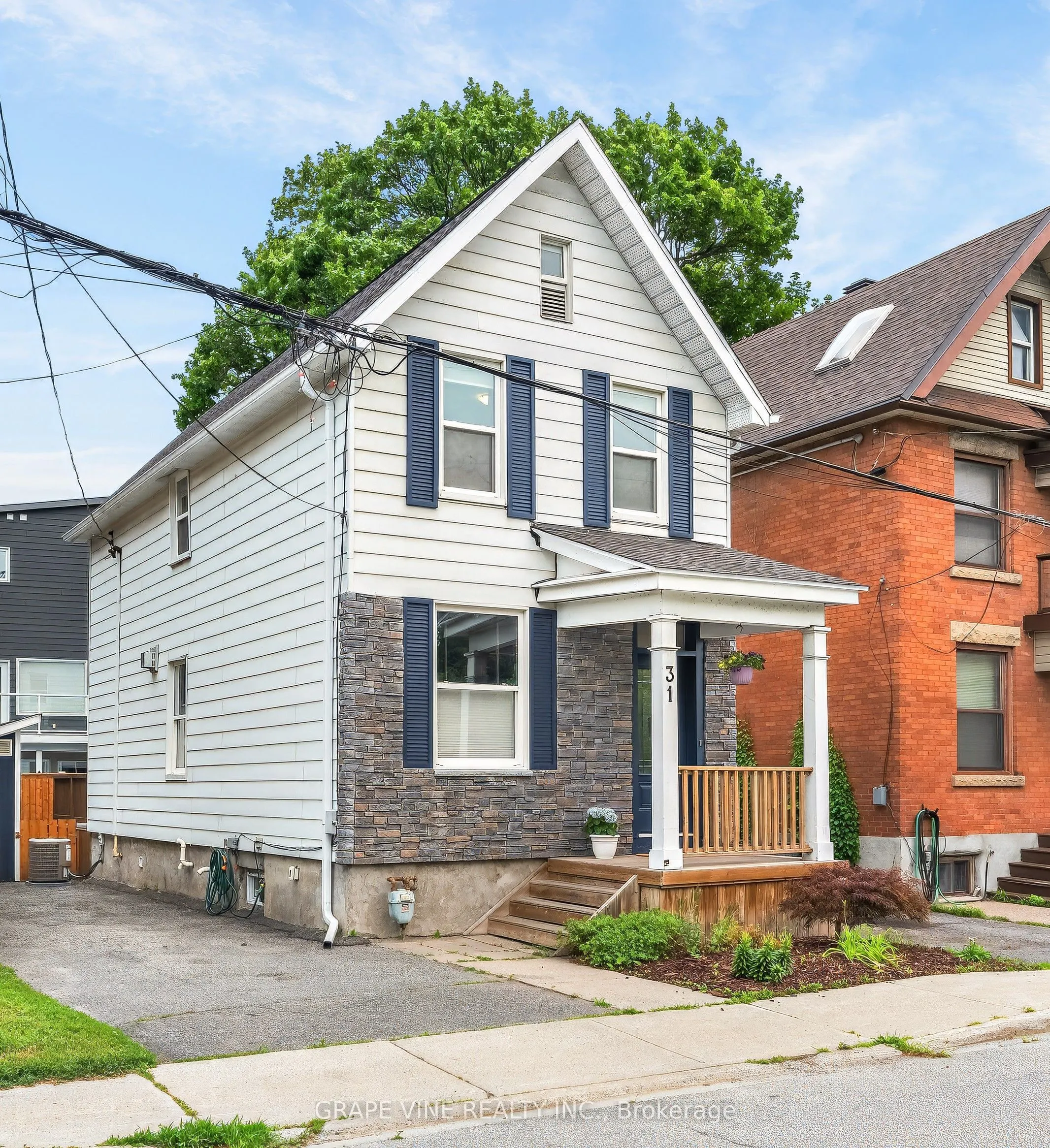 31 Westmount Avenue