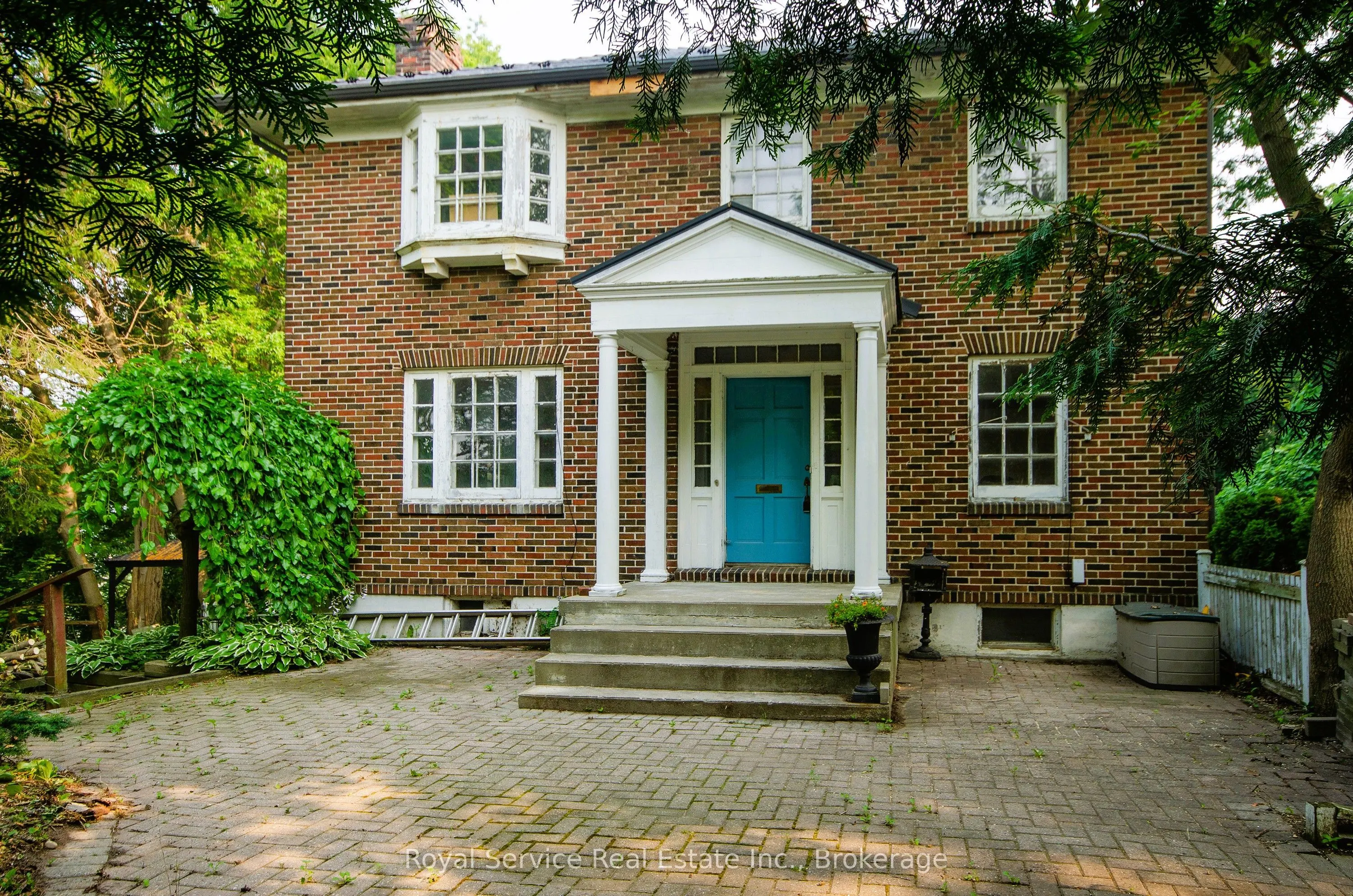 52 King Street