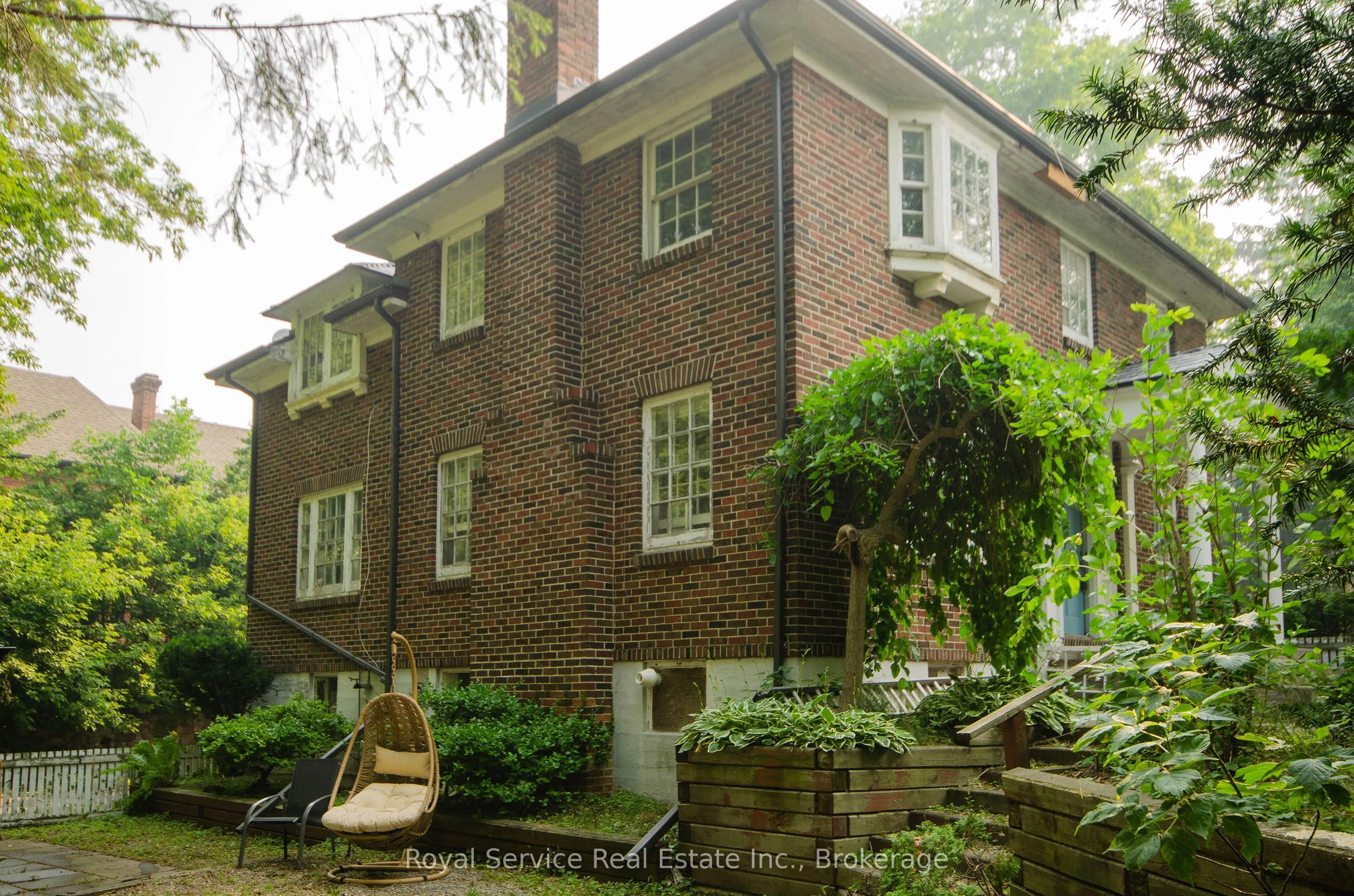 52 King Street