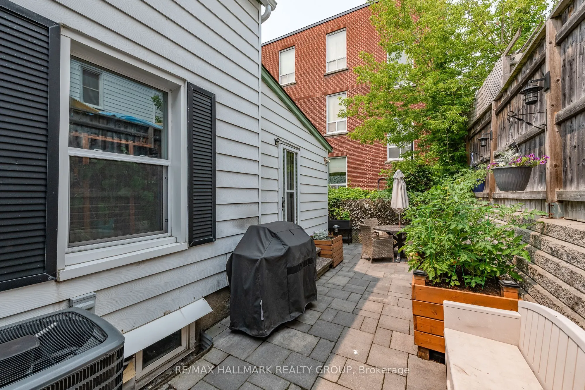 53 Louisa Street