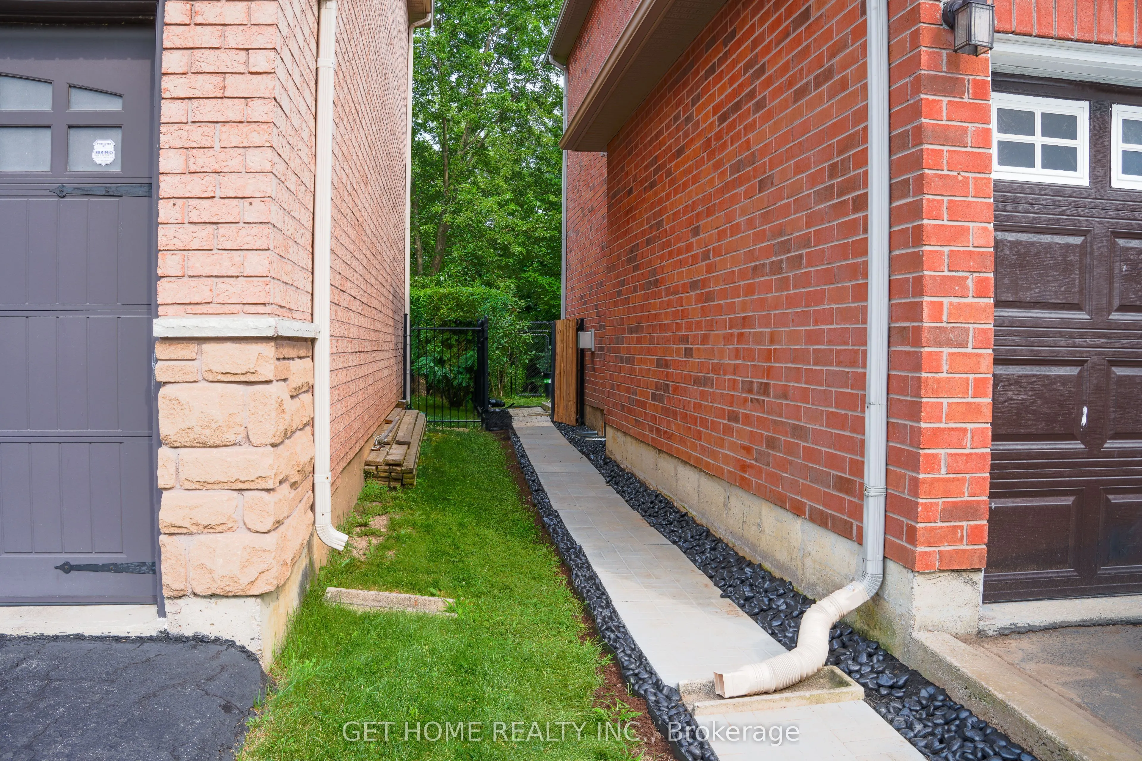 18 Dewsbury Way ##Bsmt