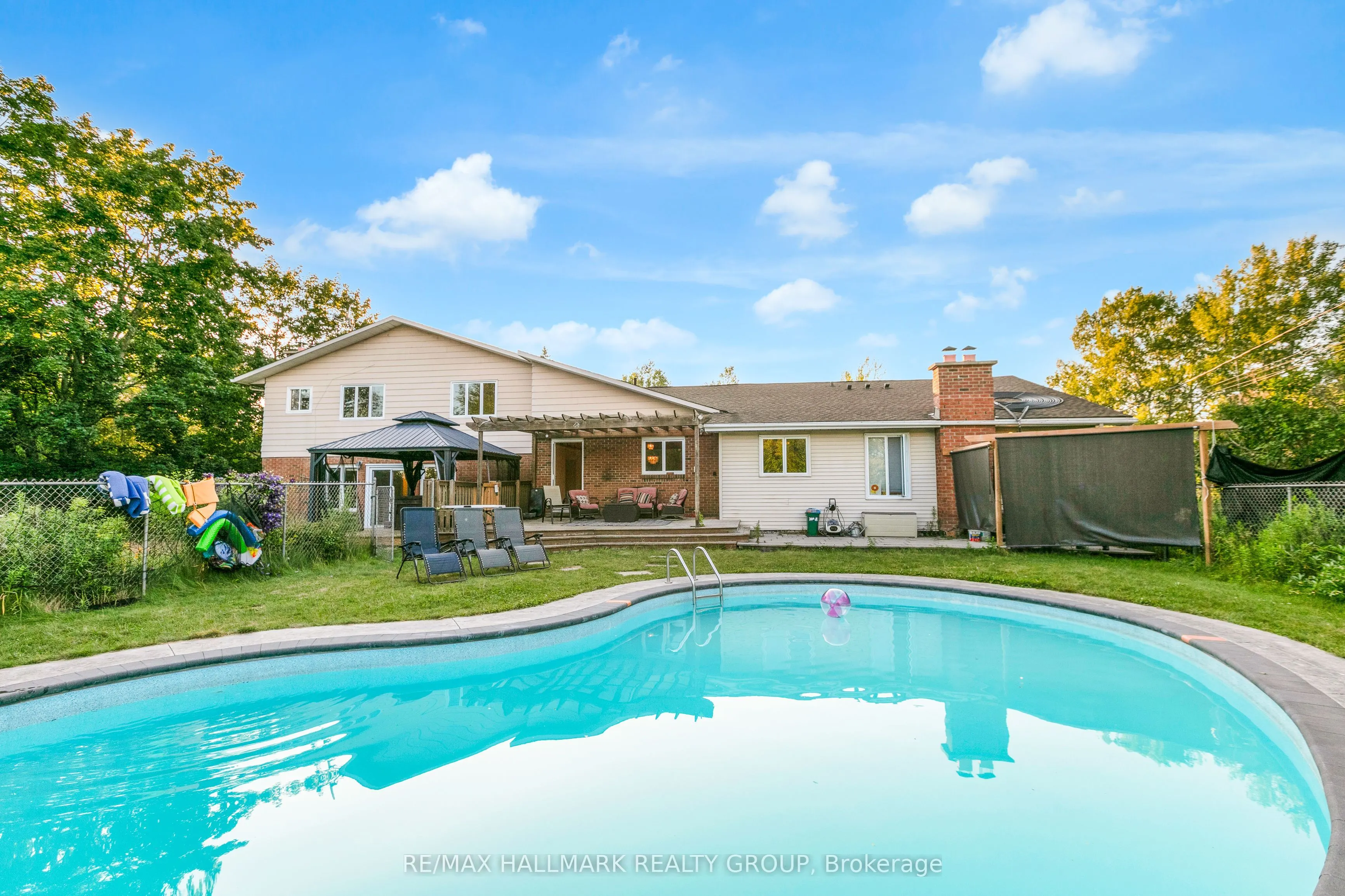 7316 Flewellyn Road