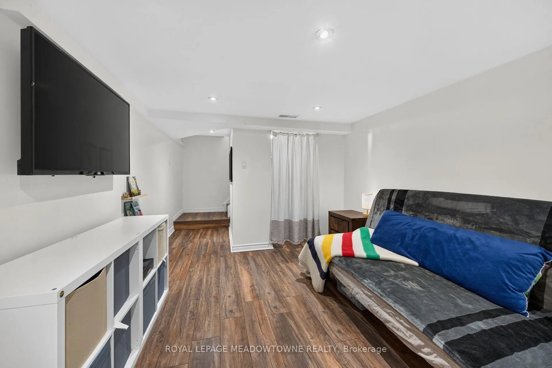 11 Stirton Avenue