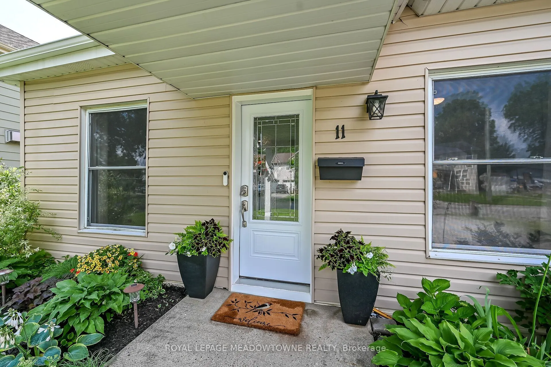 11 Stirton Avenue