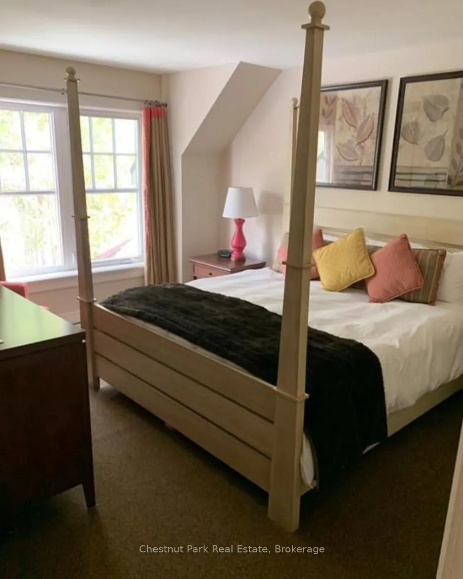 301 EMERALD HILLS Court #11