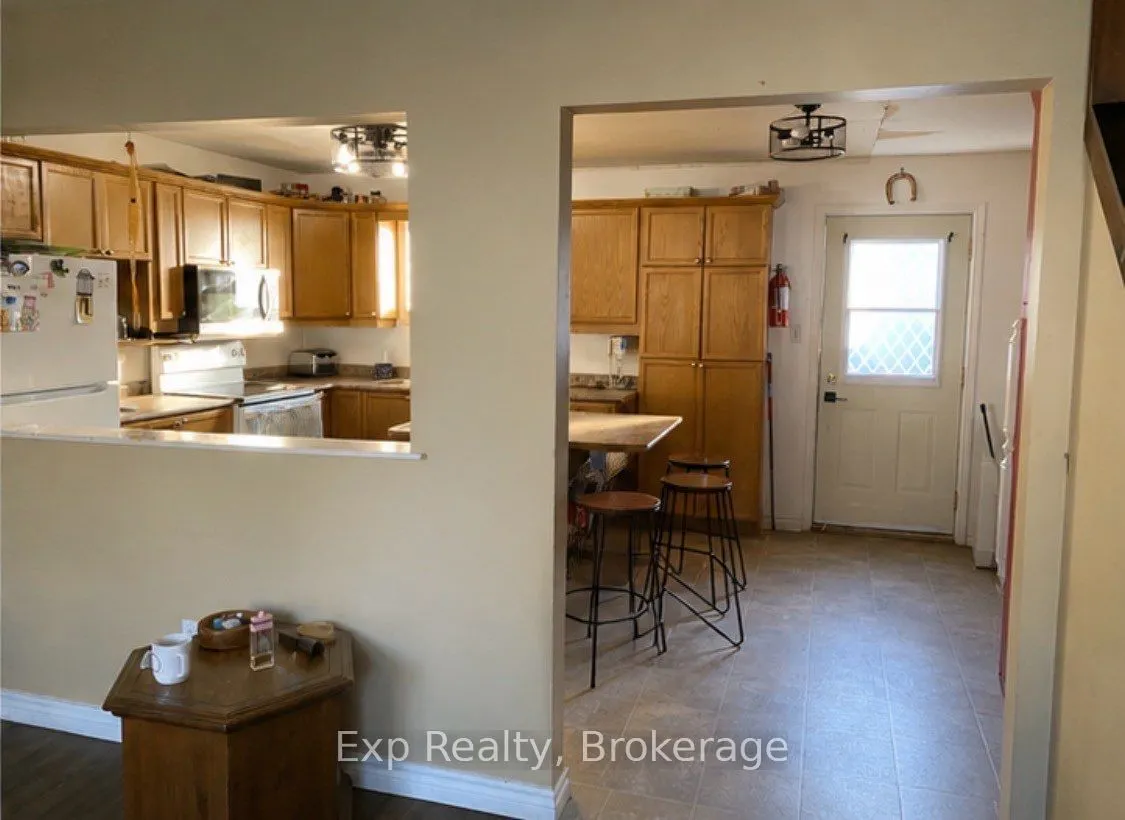 1 Caroline Street #C