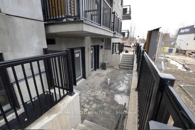 25 Palace Street #P36