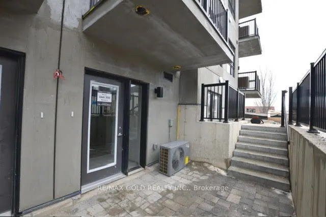 25 Palace Street #P36