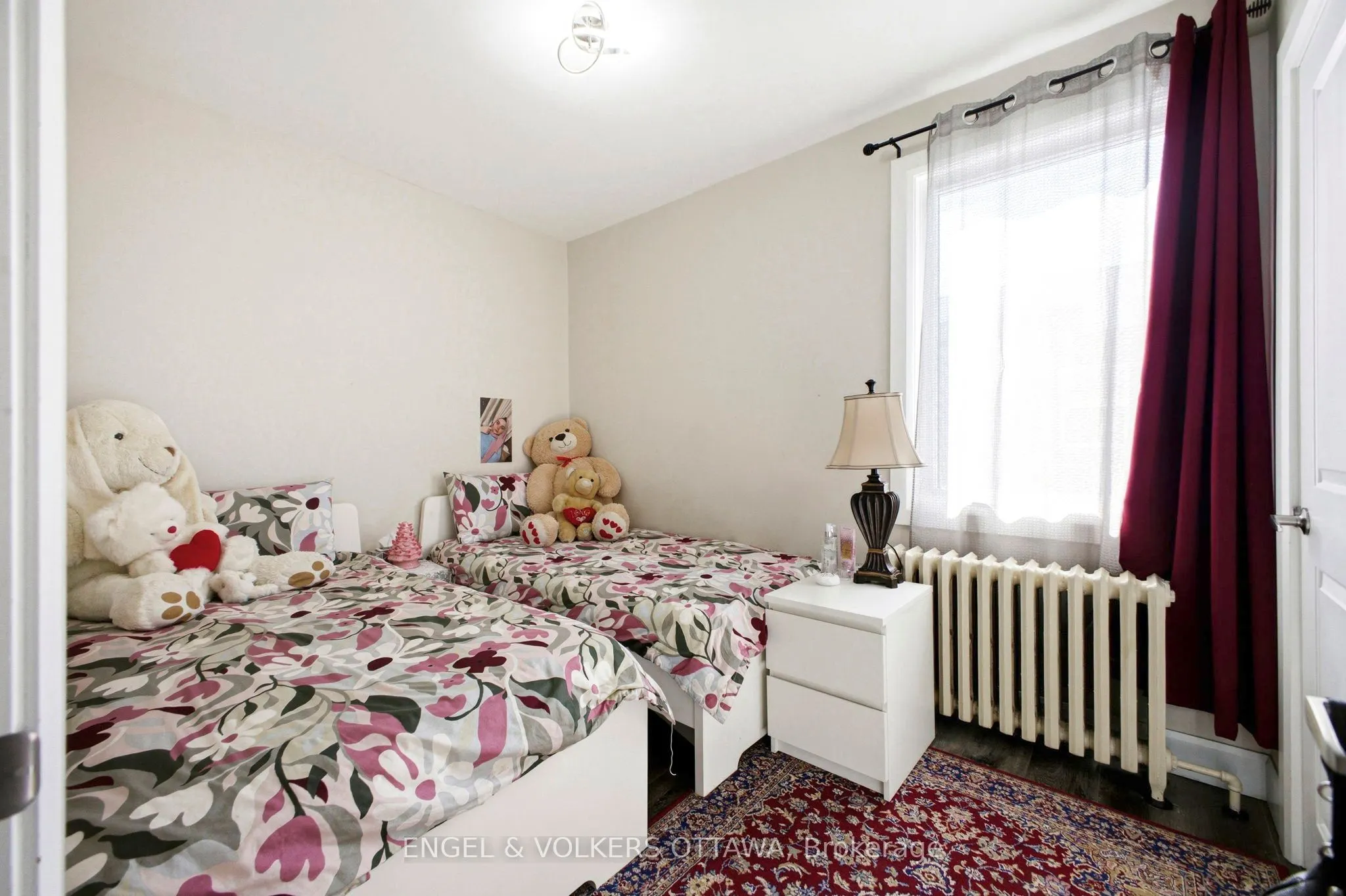 287 St Laurent Boulevard