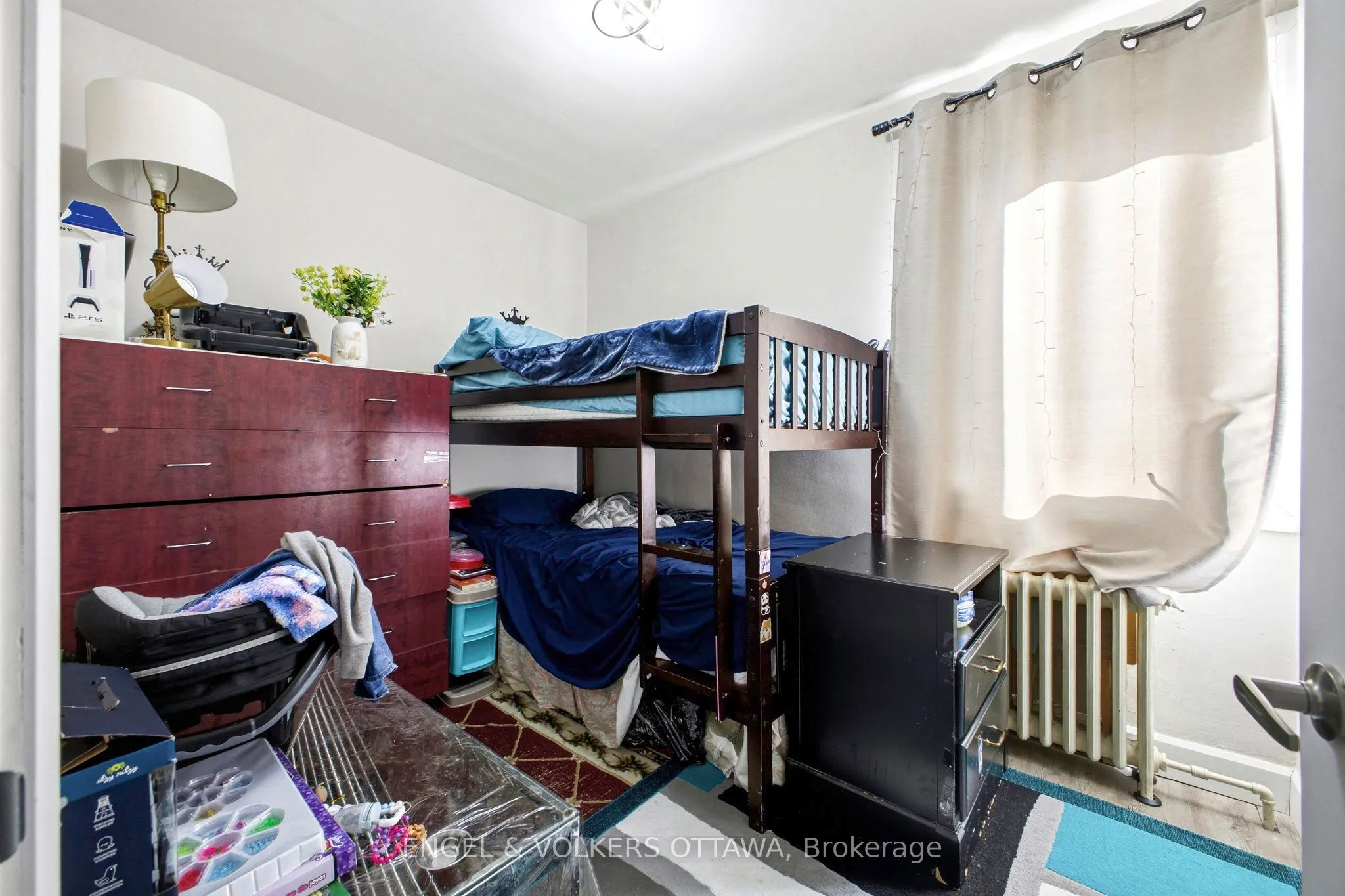 287 St Laurent Boulevard