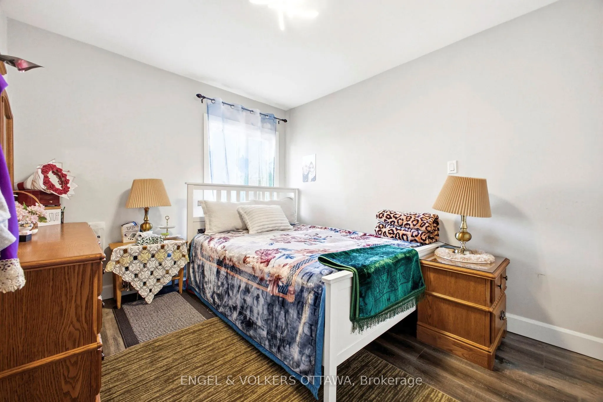 287 St Laurent Boulevard