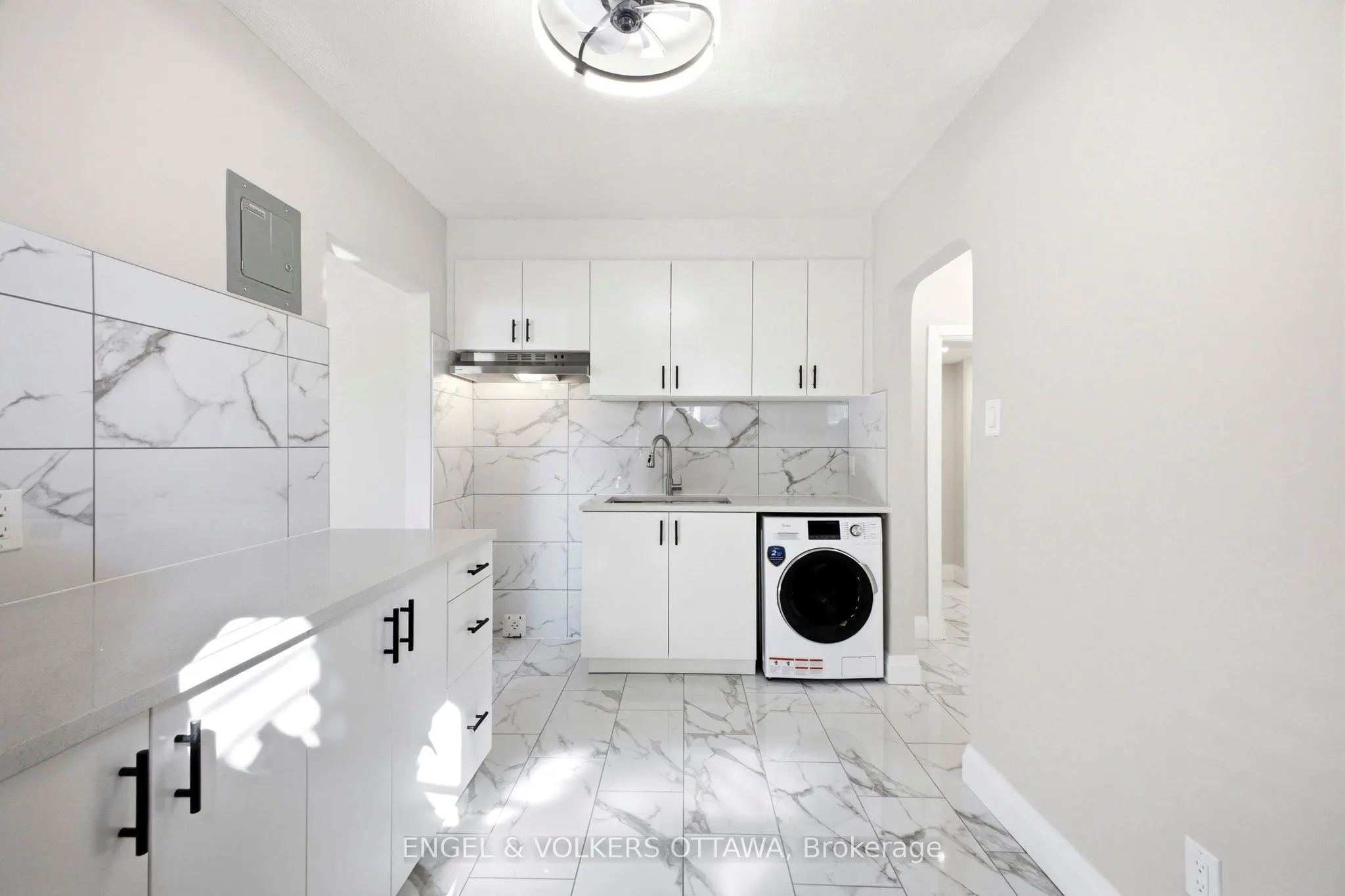 287 St Laurent Boulevard