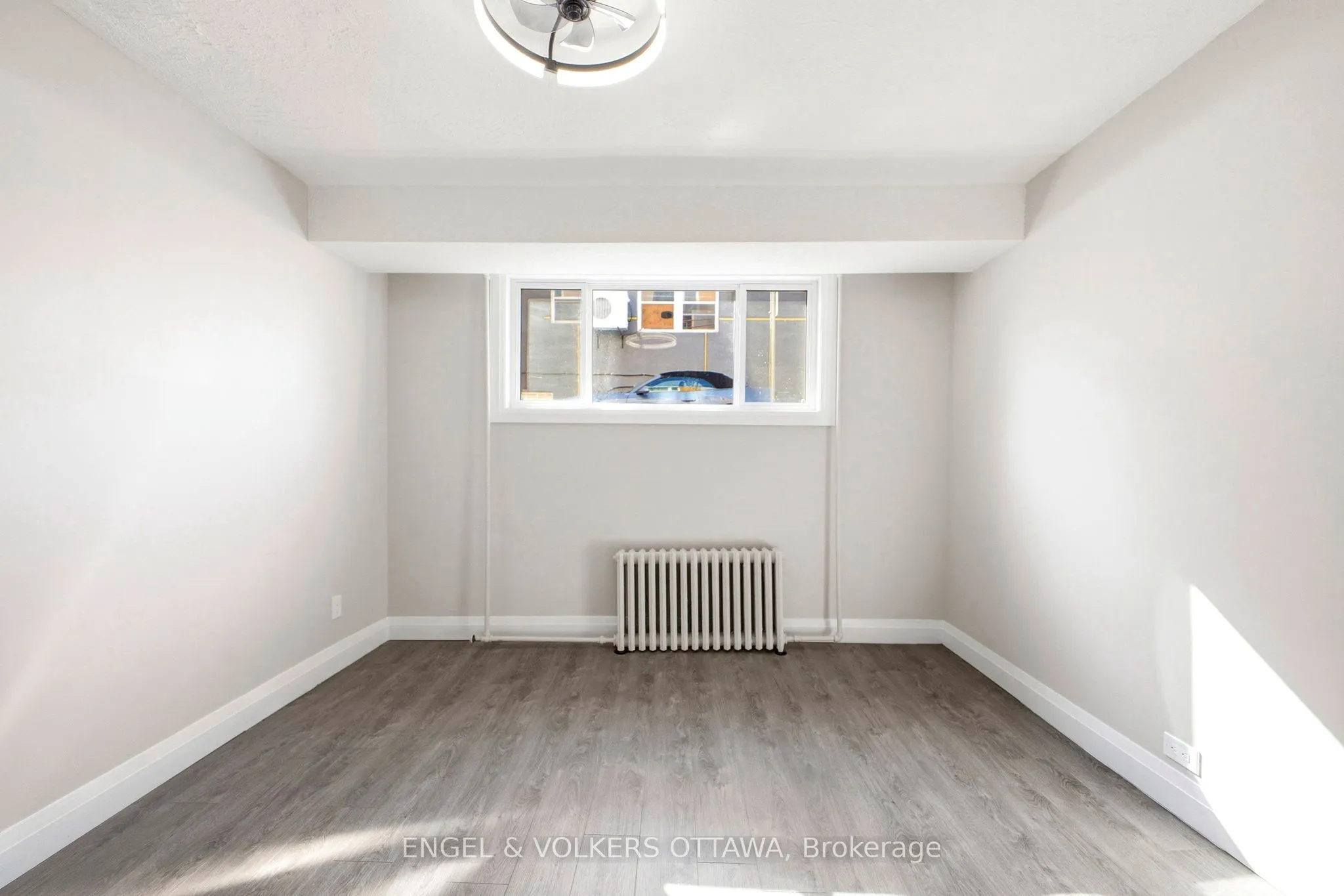 287 St Laurent Boulevard