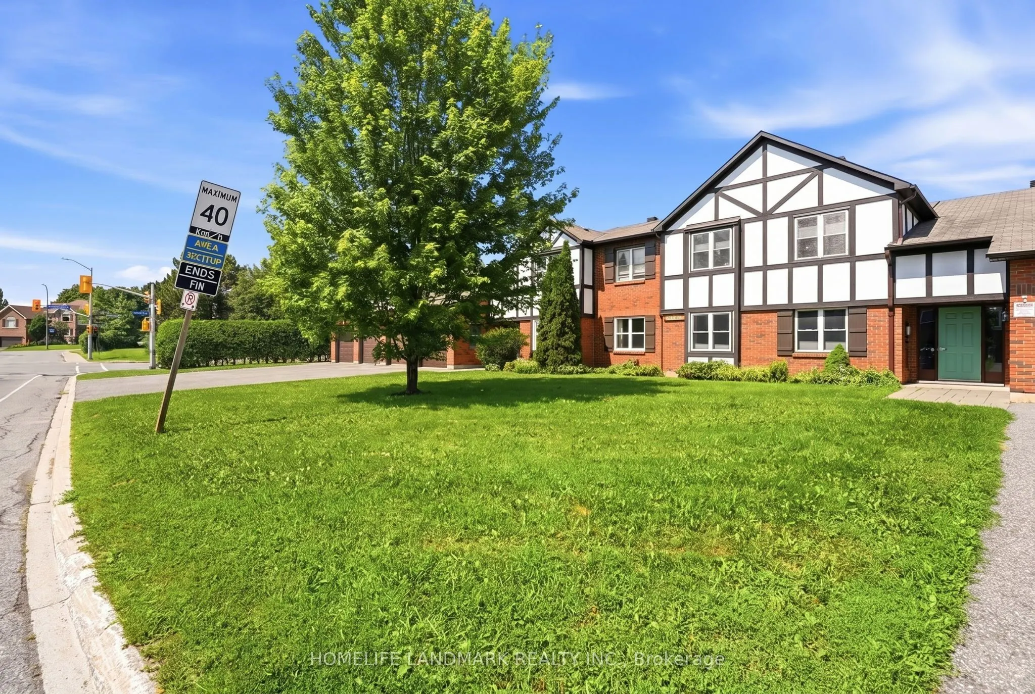 7 Harness Lane #B